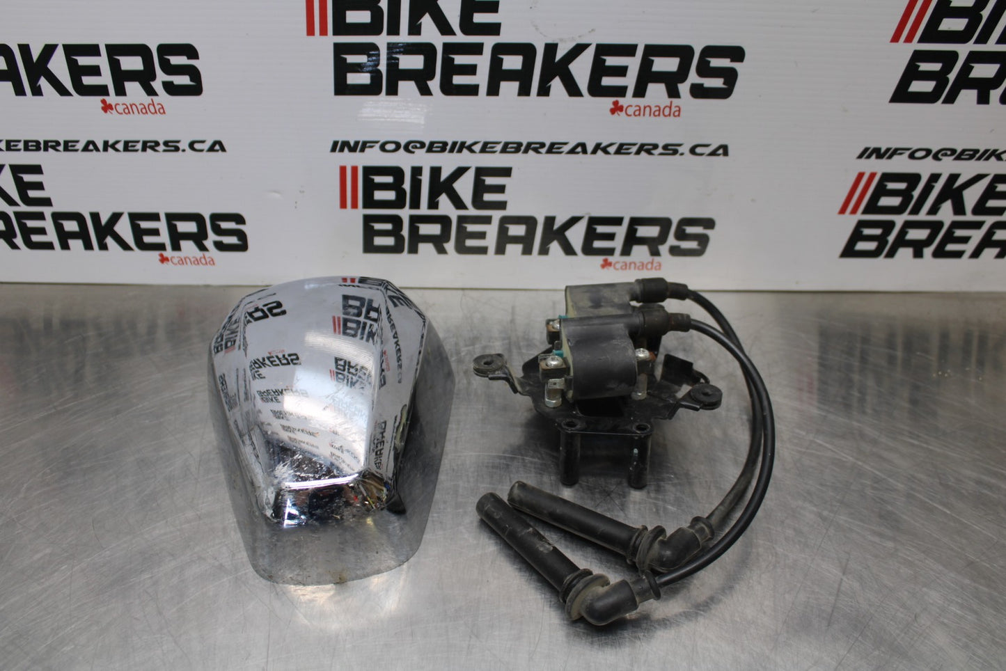 08 KAWASAKI VULCAN 900 IGNITION COILS & COVER BB184