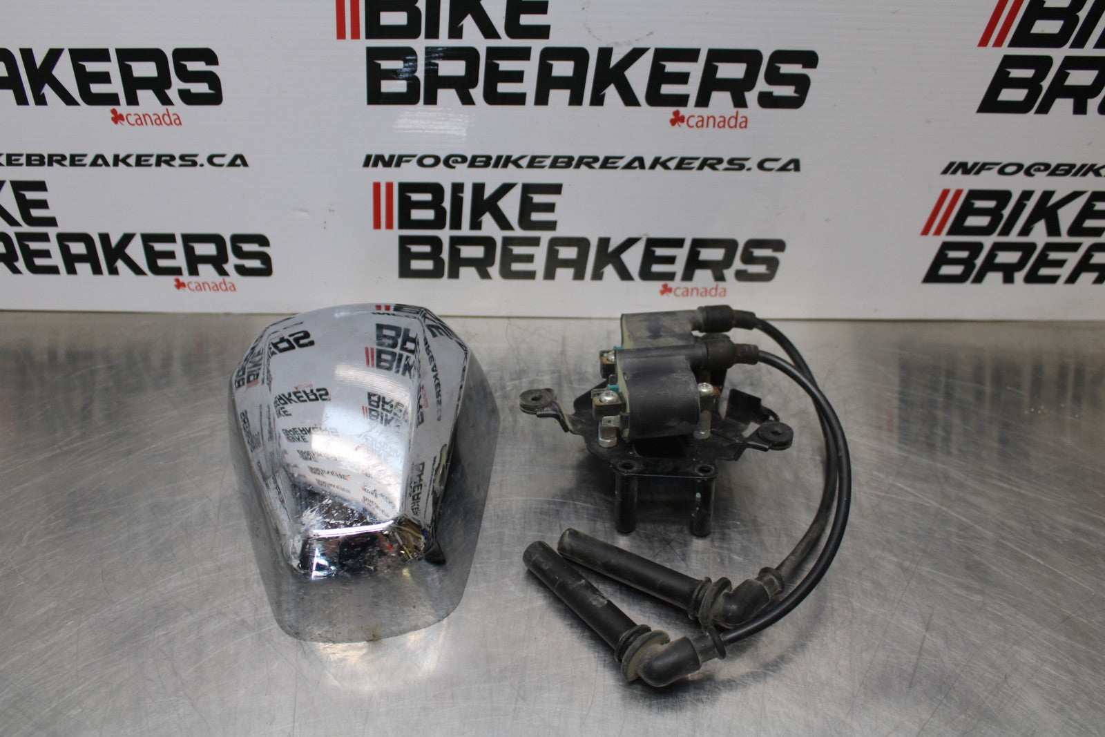 08 KAWASAKI VULCAN 900 IGNITION COILS & COVER BB184