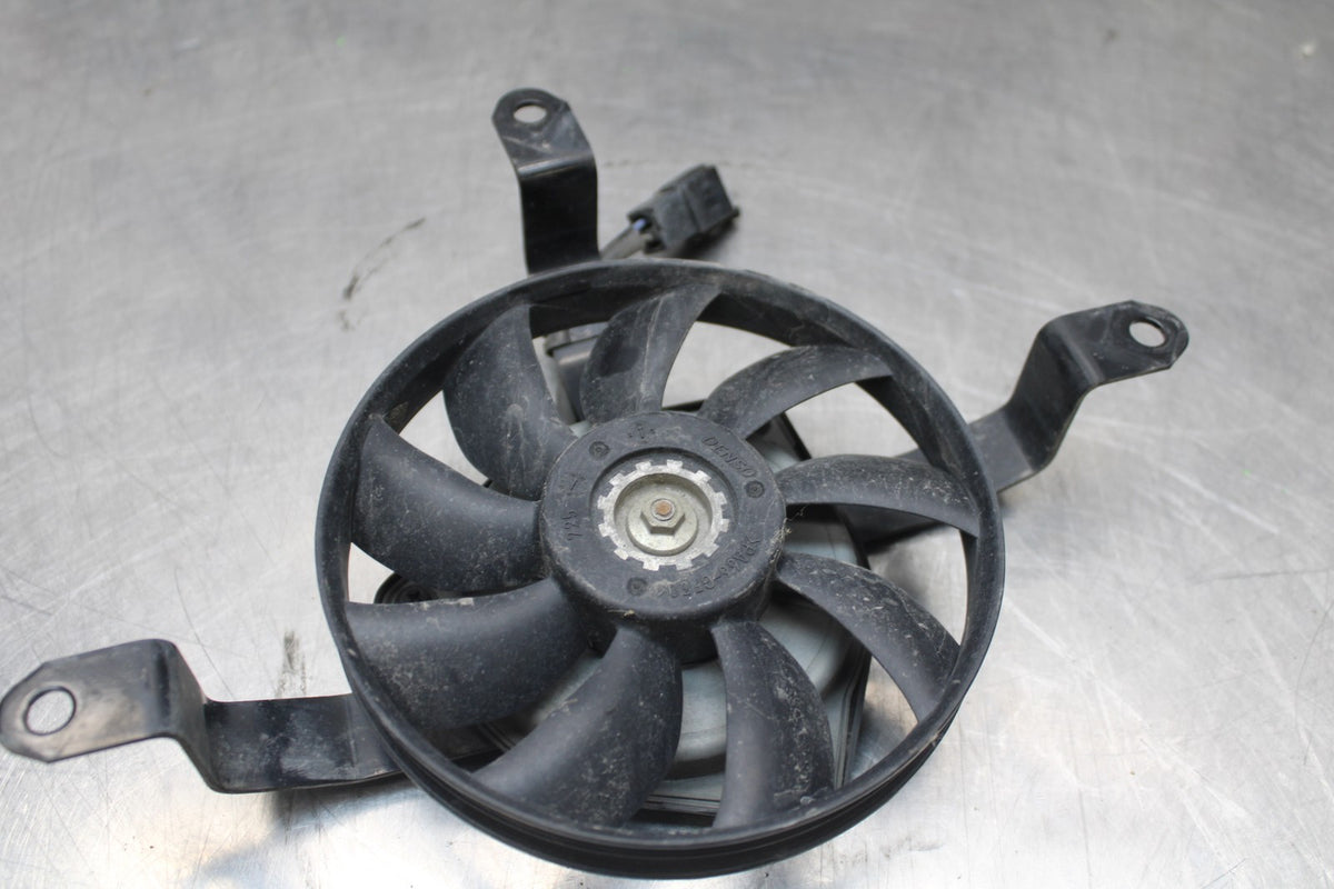 09 KAWASAKI NINJA 250R ENGINE RADIATOR COOLING FAN BB824