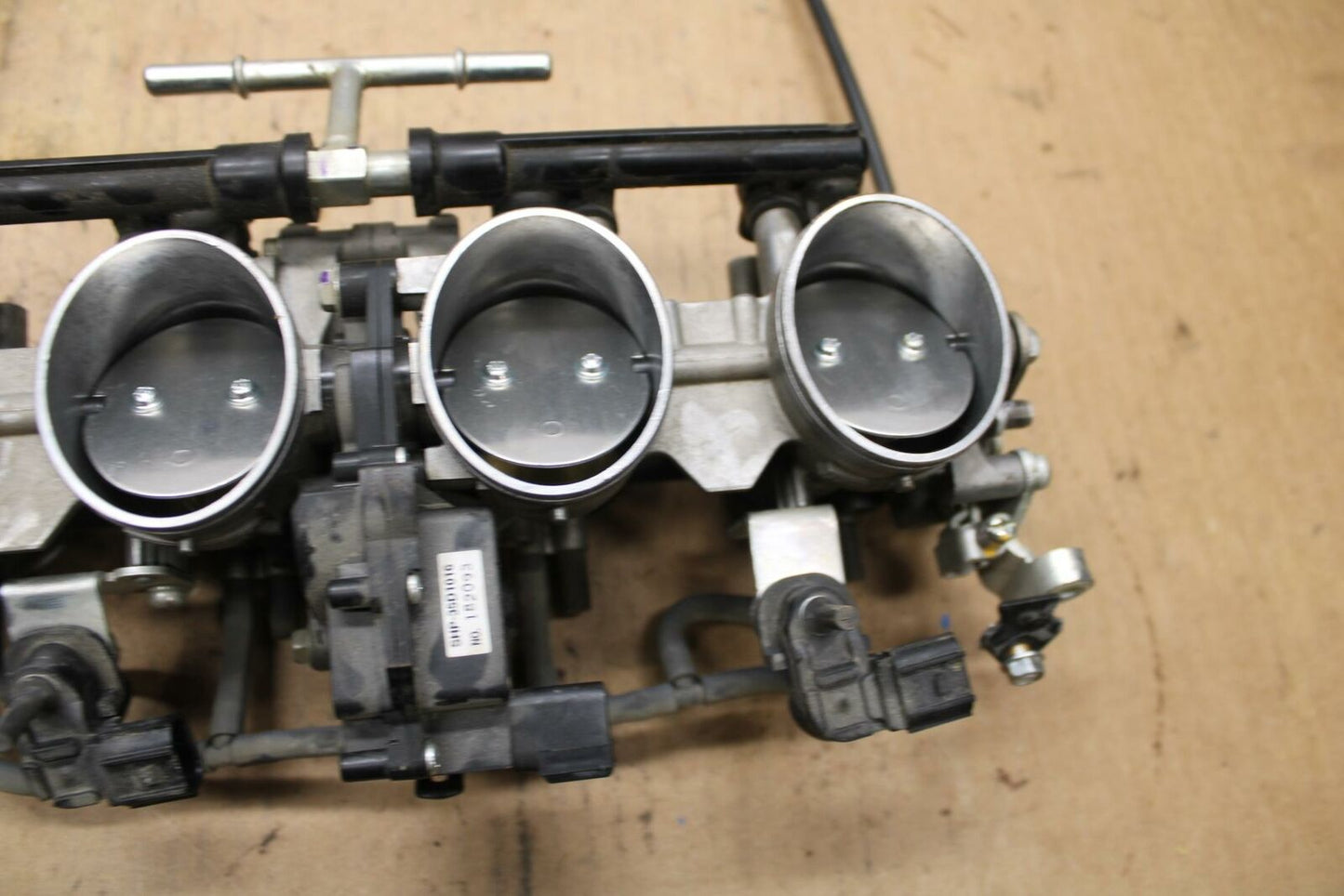 09-12 KAWASAKI NINJA ZX6R MAIN FUEL INJECTORS / THROTTLE BODIES BB383