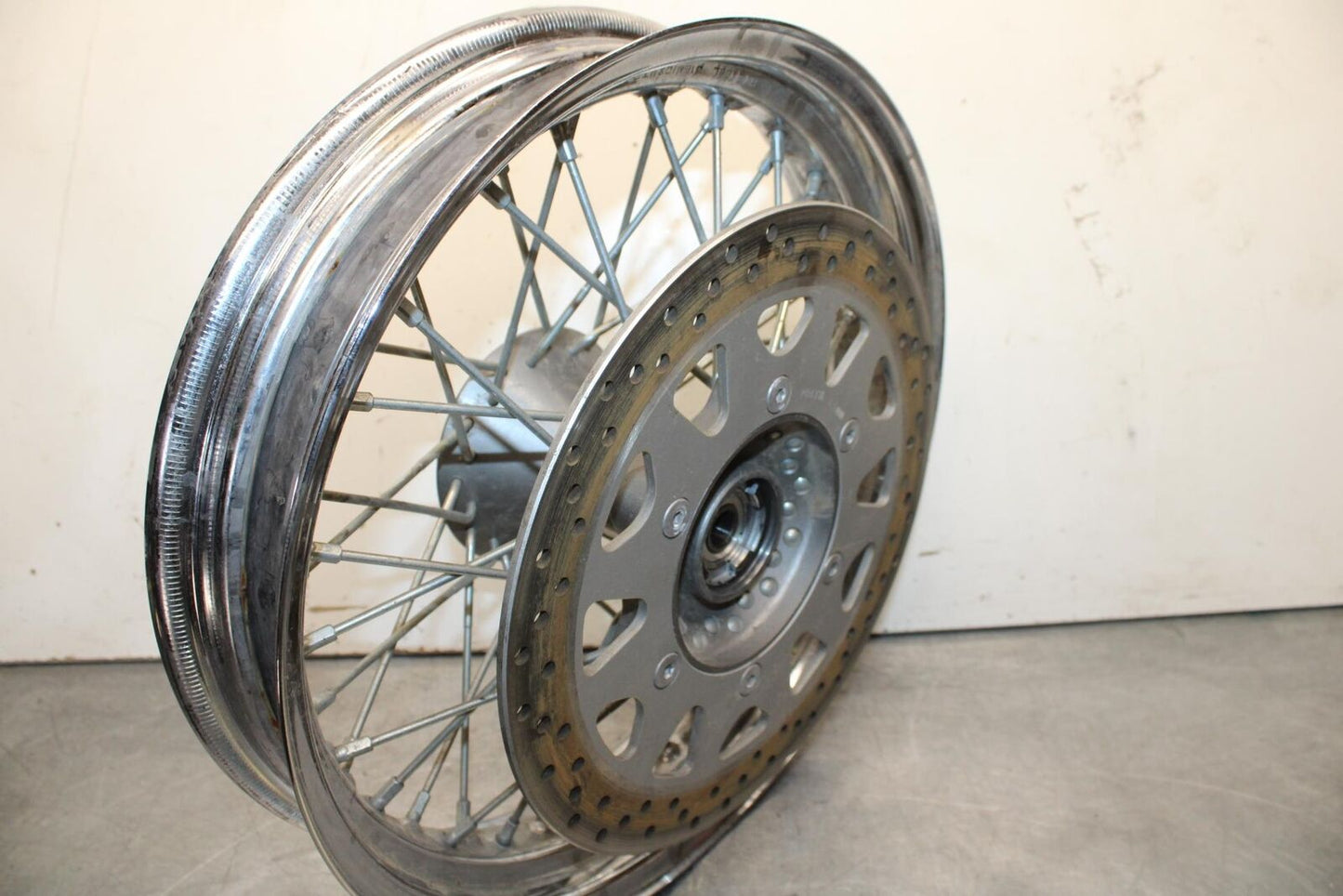 2013 Suzuki Boulevard C50T FRONT WHEEL RIM BB625