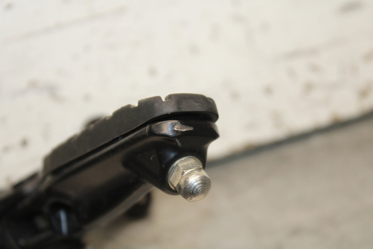 17-24 KTM 390 DUKE LEFT REARSET REAR SET DRIVER FOOT PEG REST STOP BB734