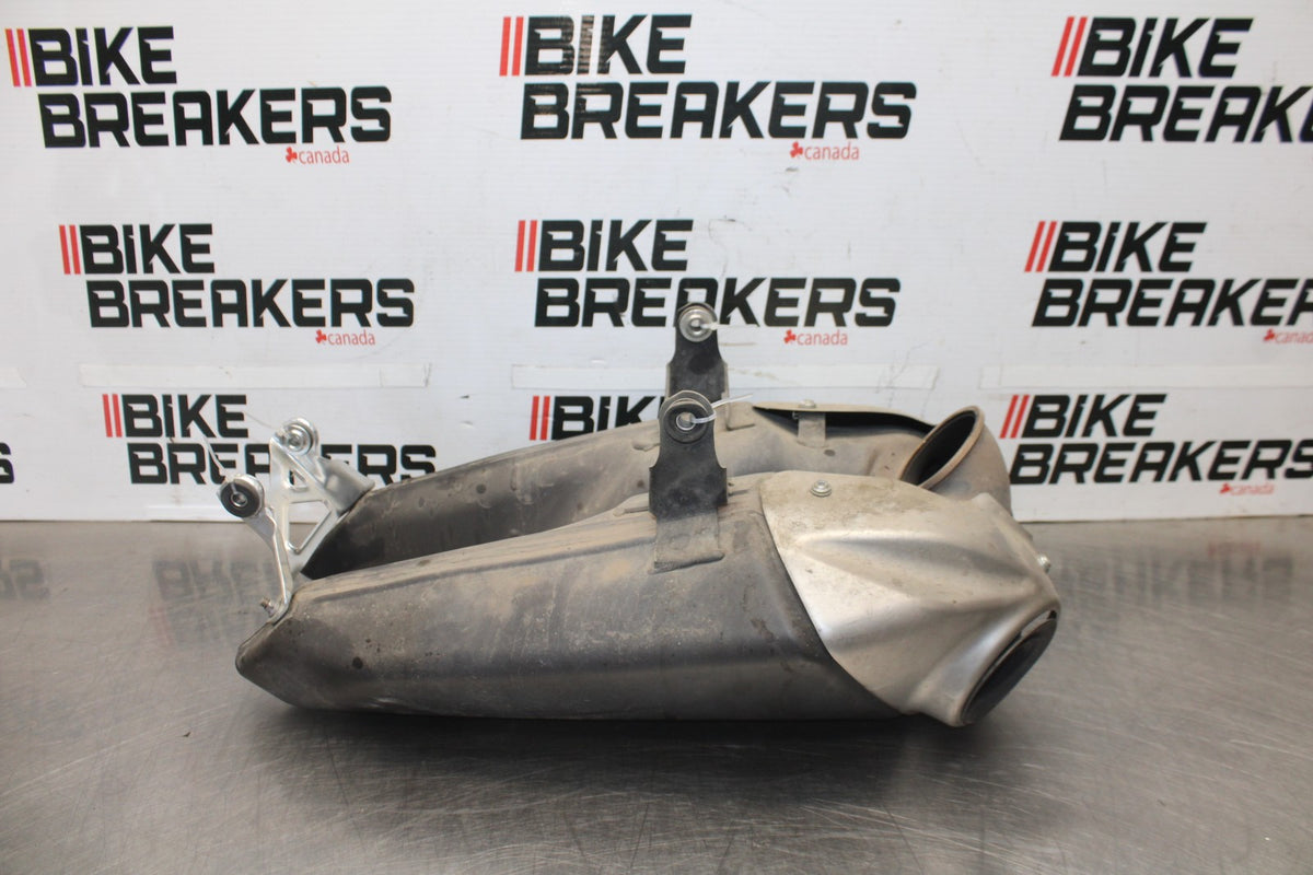 16 DUCATI 959 PANIGALE EXHAUST PIPE MUFFLER SLIP ON CAN SILENCER BB912
