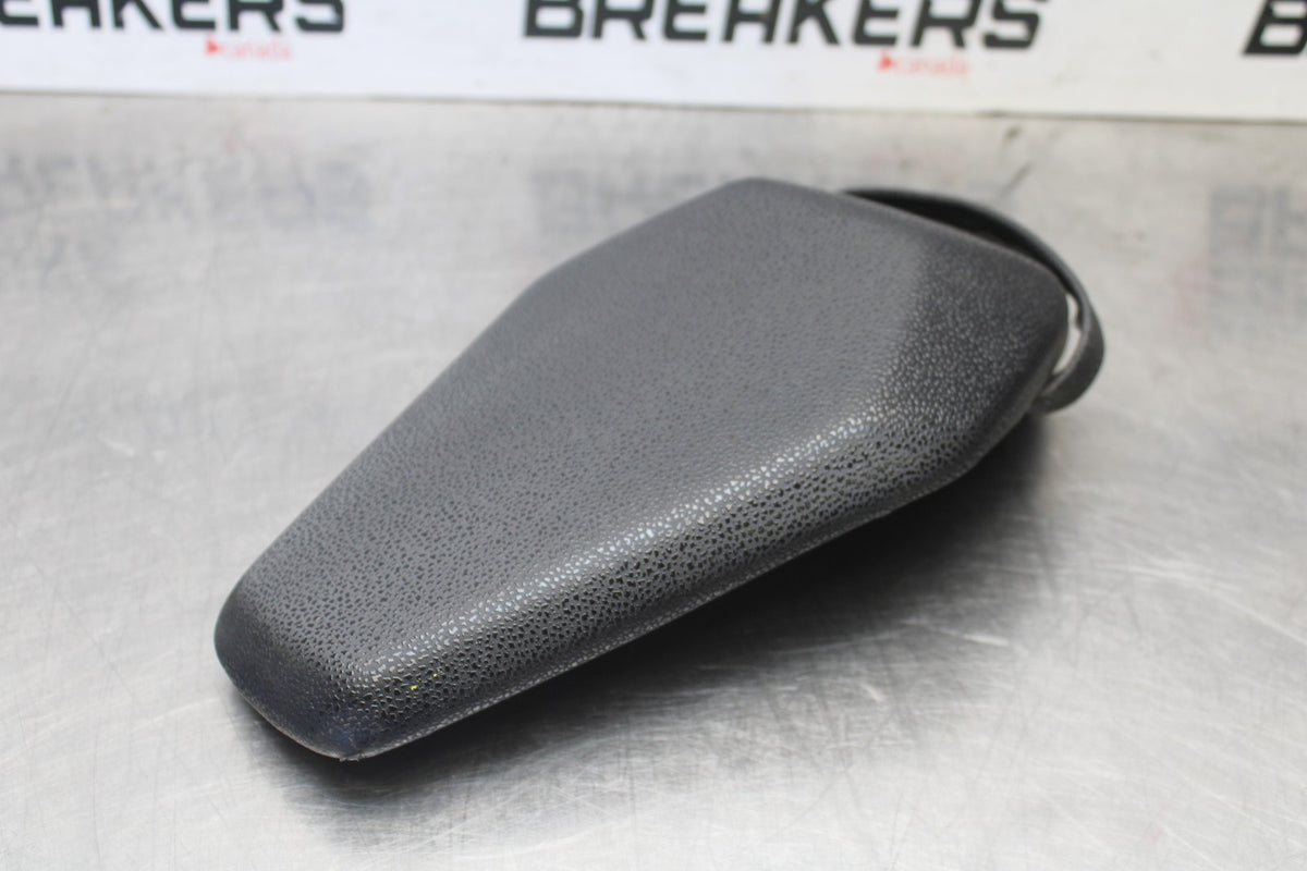 25 KAWASAKI Z900 REAR BACK PASSENGER TANDEM SEAT PAD SADDLE PILLION BB928