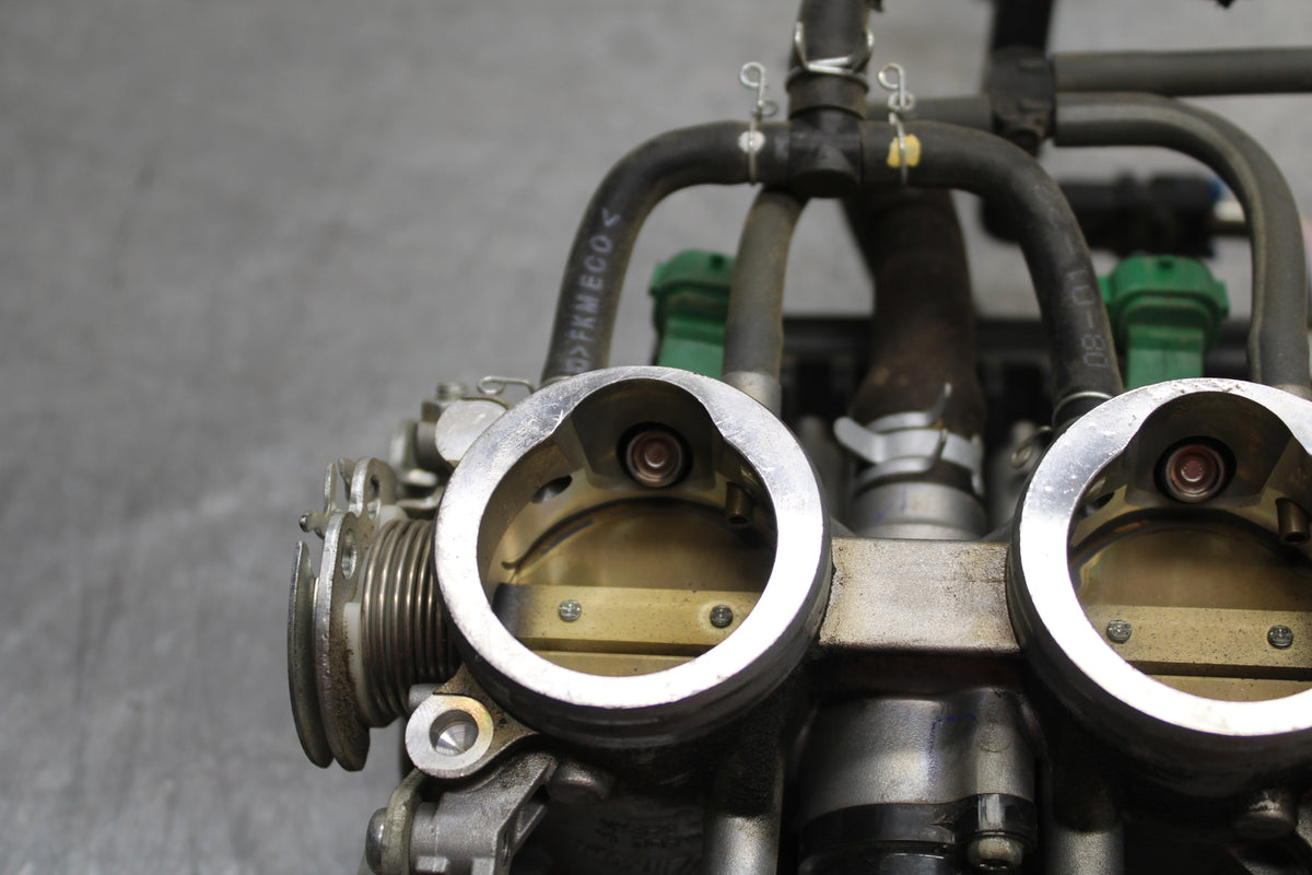 08-10 SUZUKI GSXR 600 MAIN FUEL INJECTORS / THROTTLE BODIES BB753