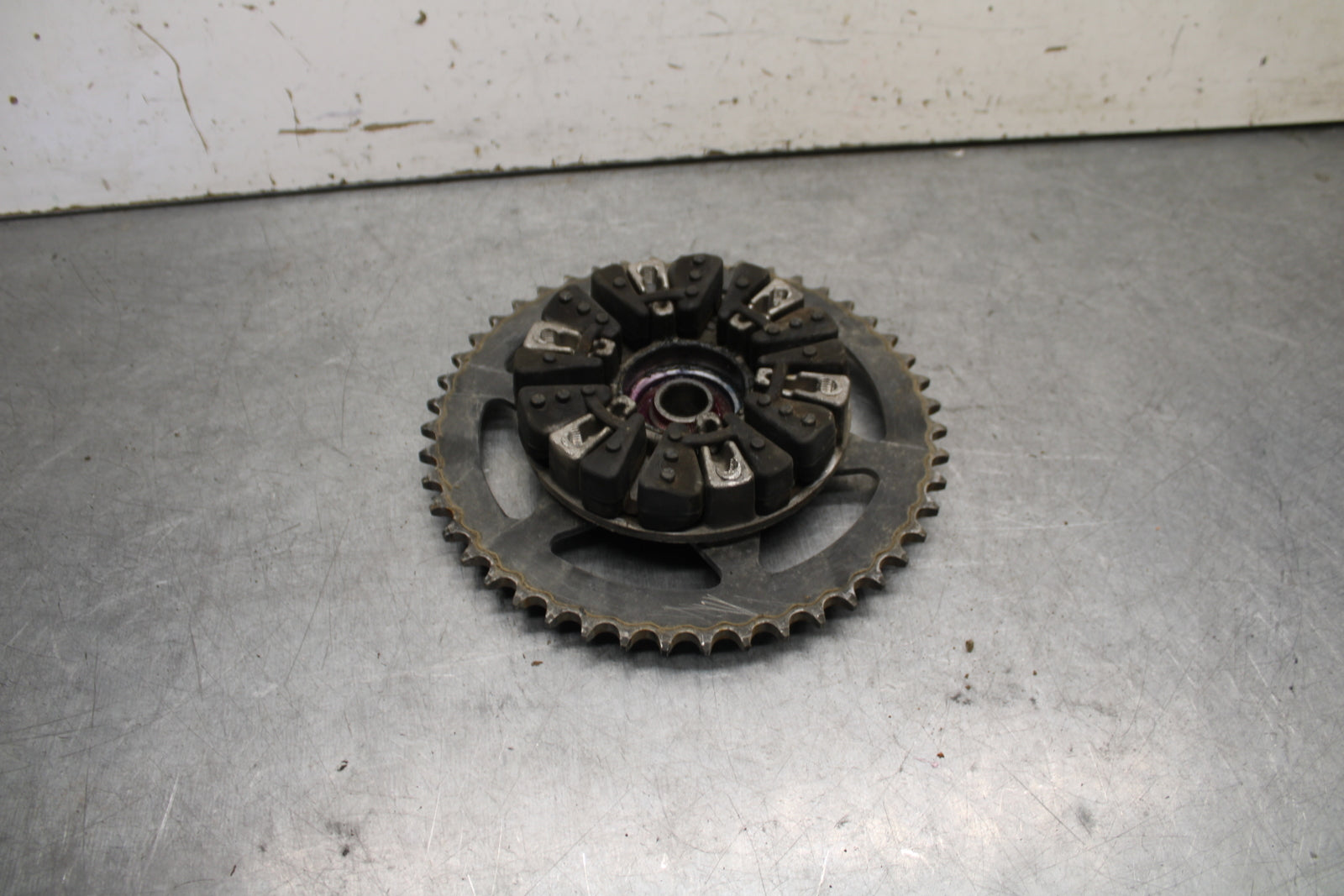 09-11 TRIUMPH DAYTONA 675 REAR BACK SPROCKET HUB BB652