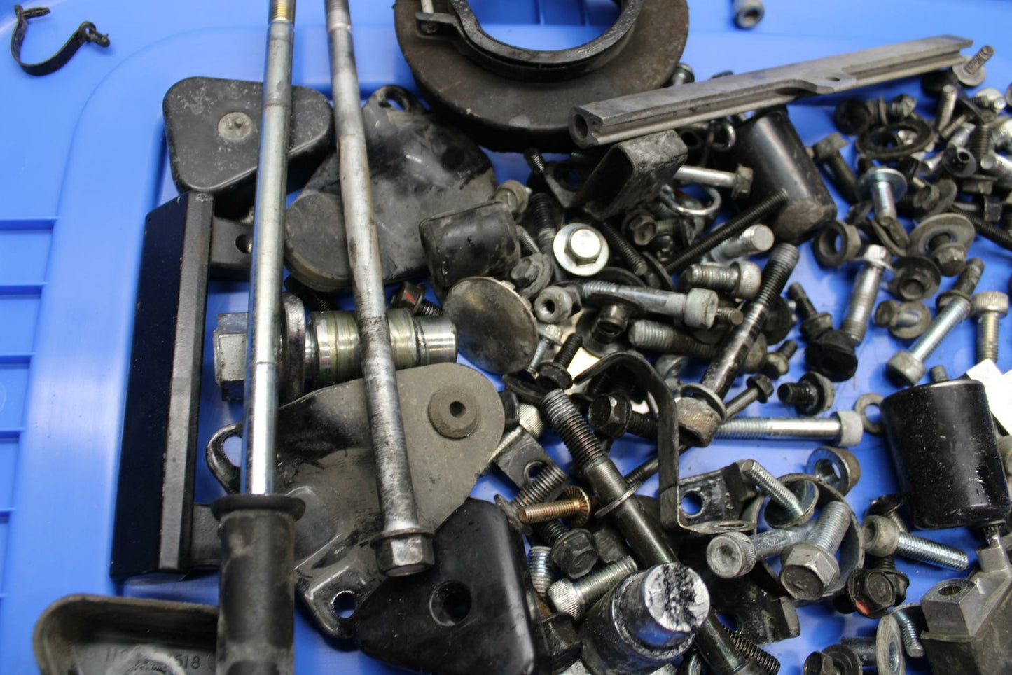 86-06 KAWASAKI CONCOURS 1000 ZG1000A ENGINE MOUNTING BOLTS HARDWARE MOTOR  BB292