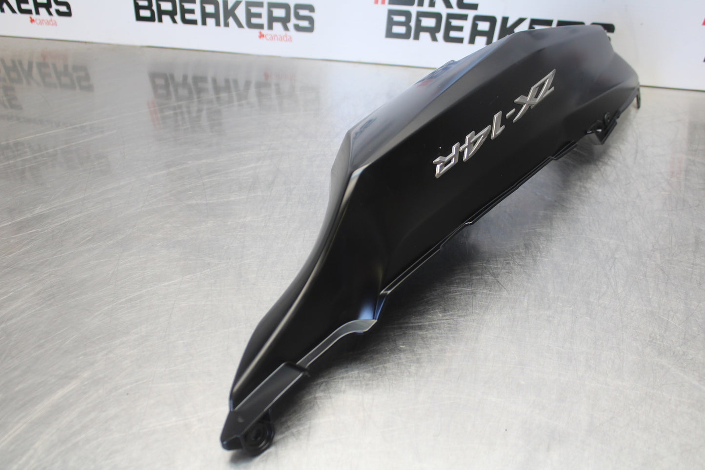 23-24 KAWASAKI NINJA ZX14R RIGHT REAR BACK TAIL FAIRING COWL SHROUD BB169