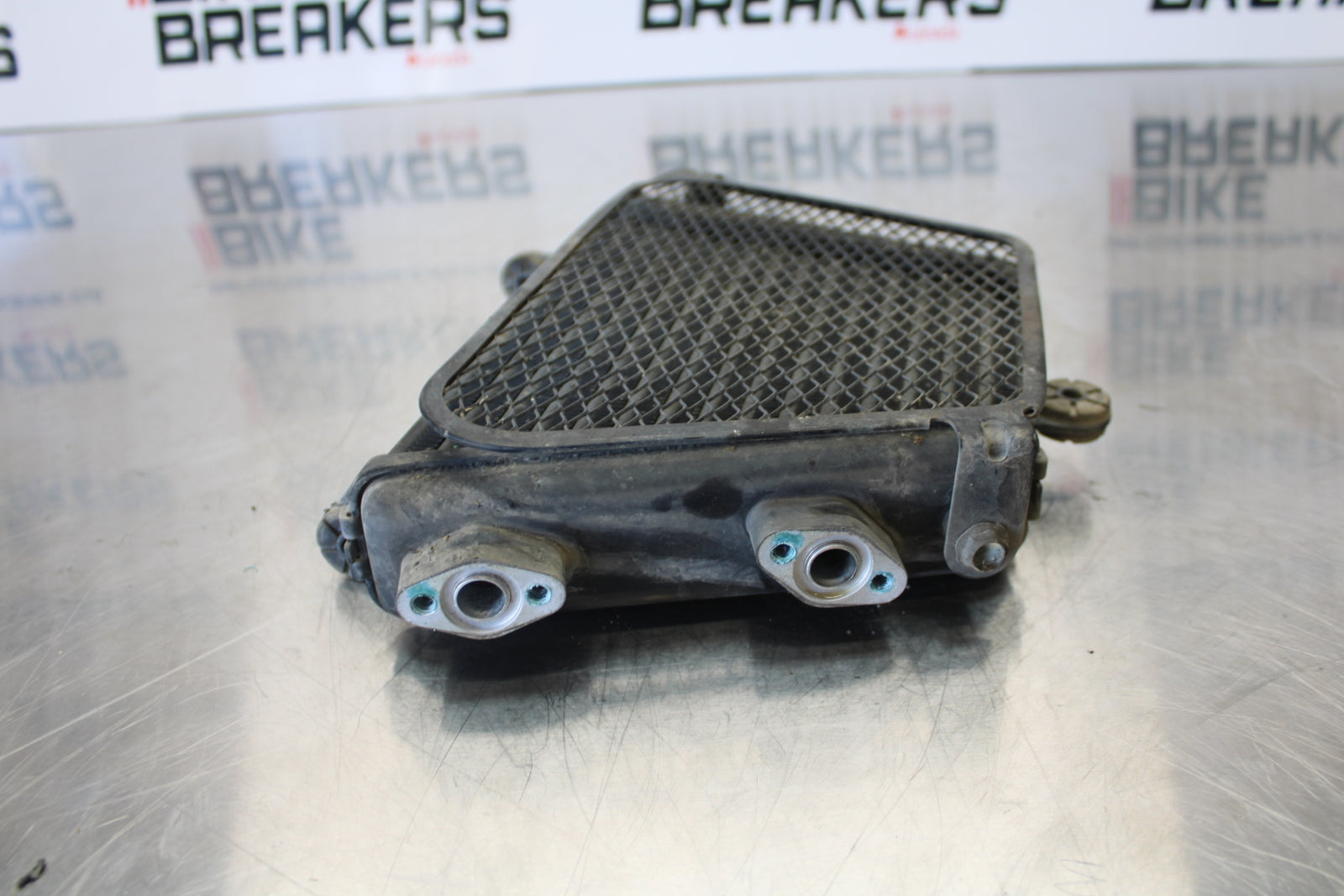 11 SUZUKI GSXR1000 ENGINE MOTOR OIL COOLER  BB142