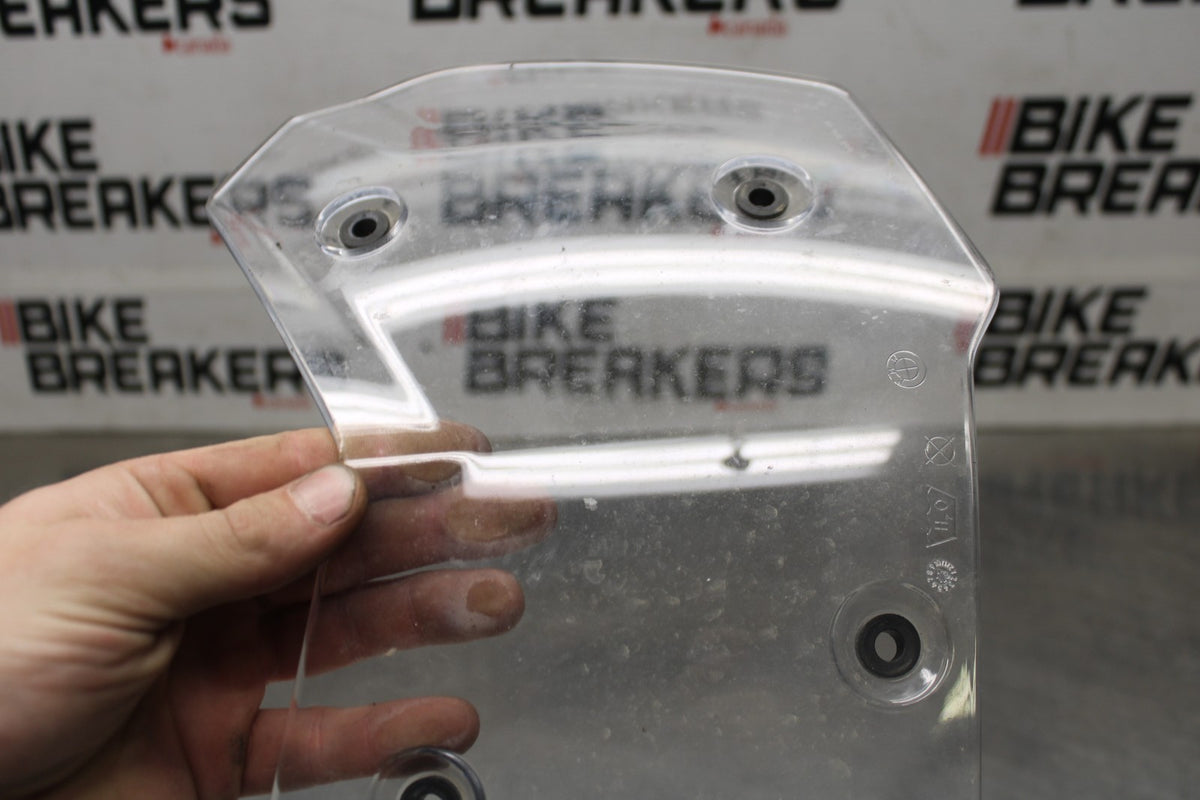19 BMW F750GS WINDSHIELD WINDSCREEN BB938