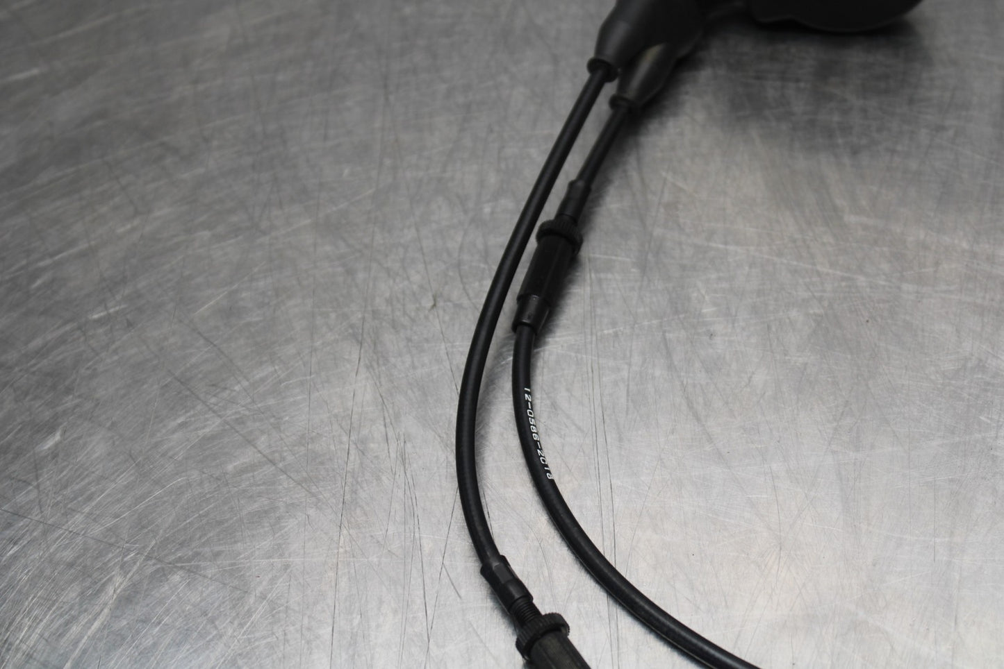 21-23 KAWASAKI NINJA ZX6R THROTTLE CABLE LINE HOUSING GUIDE BB179