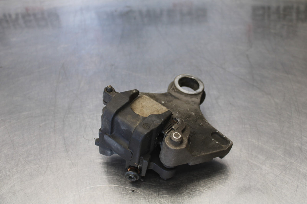 05 YAMAHA YZF R6 REAR BACK BRAKE CALIPER W MOUNT BRACKET BB894