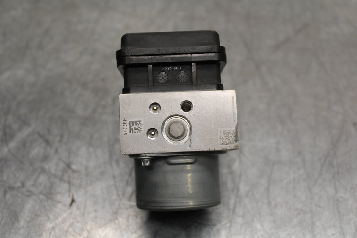 22-24 YAMAHA XSR900 ABS PUMP UNIT MODULE BB710