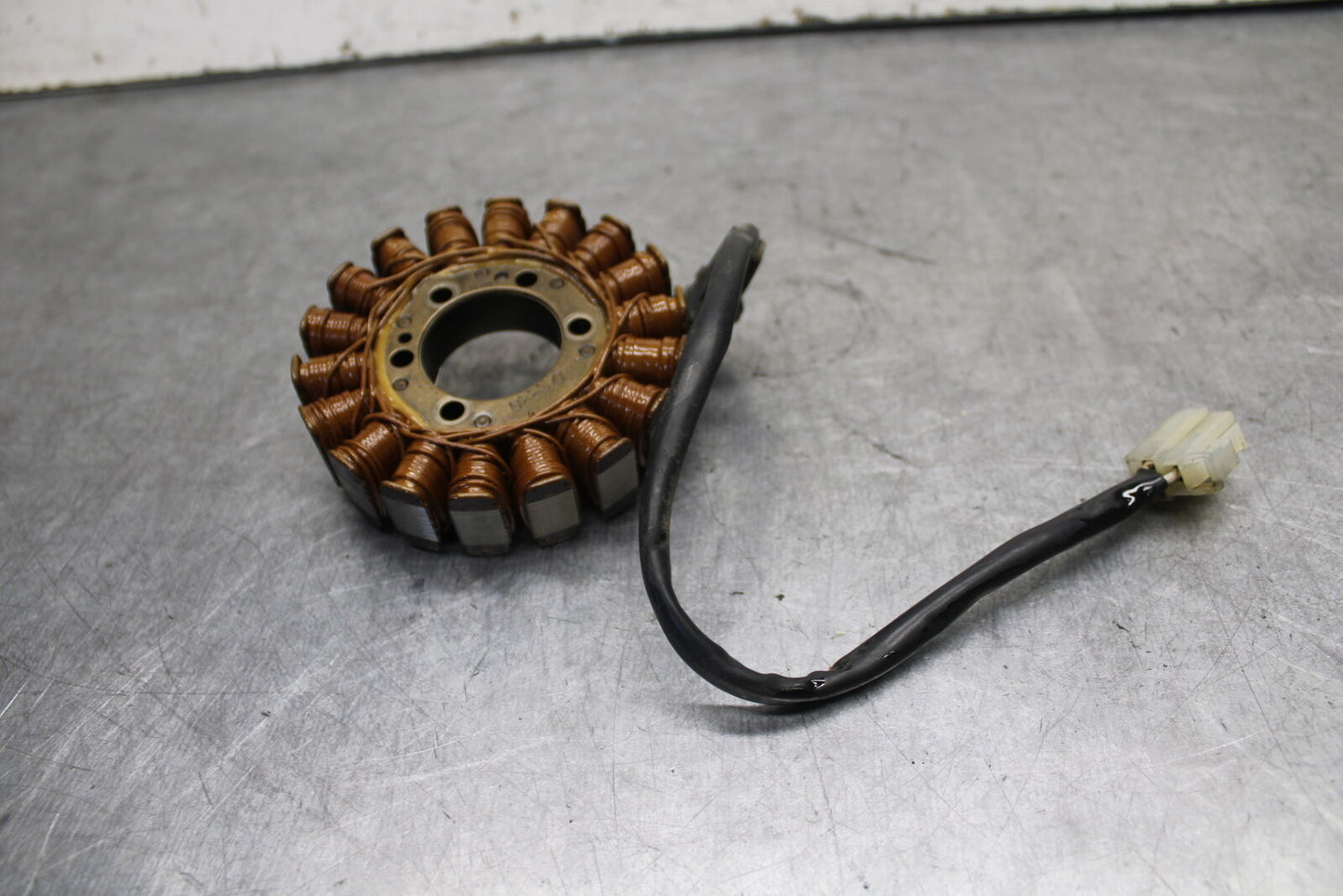 08-09 YAMAHA YZF R6S STATOR GENERATOR ALTERNATOR MAGNETO  BB690