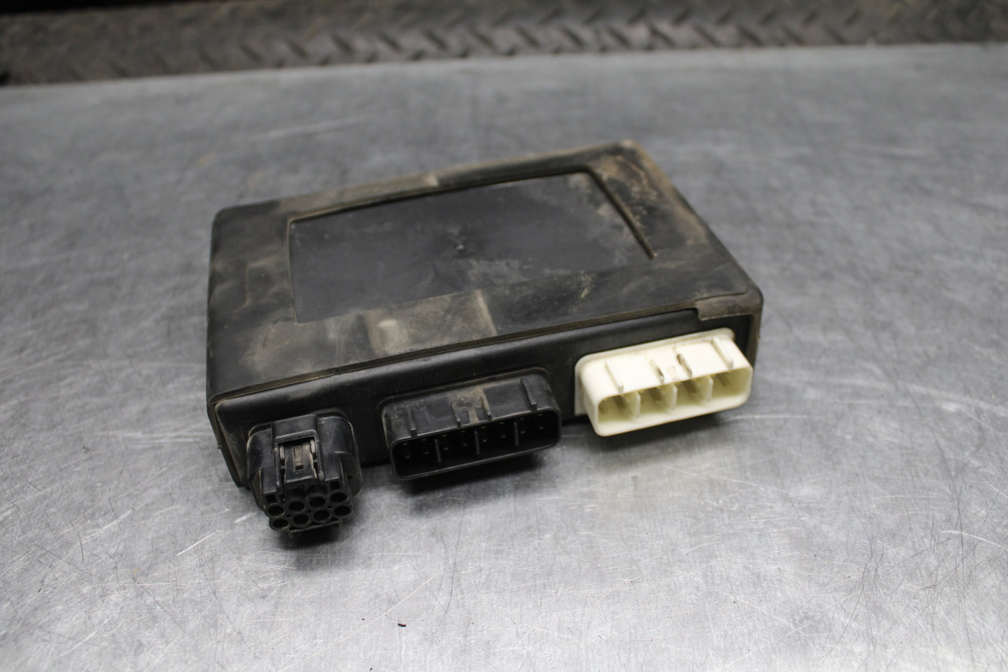 04 KAWASAKI VULCAN 1500 ECU COMPUTER CONTROLLER UNIT ECM CDI BB762