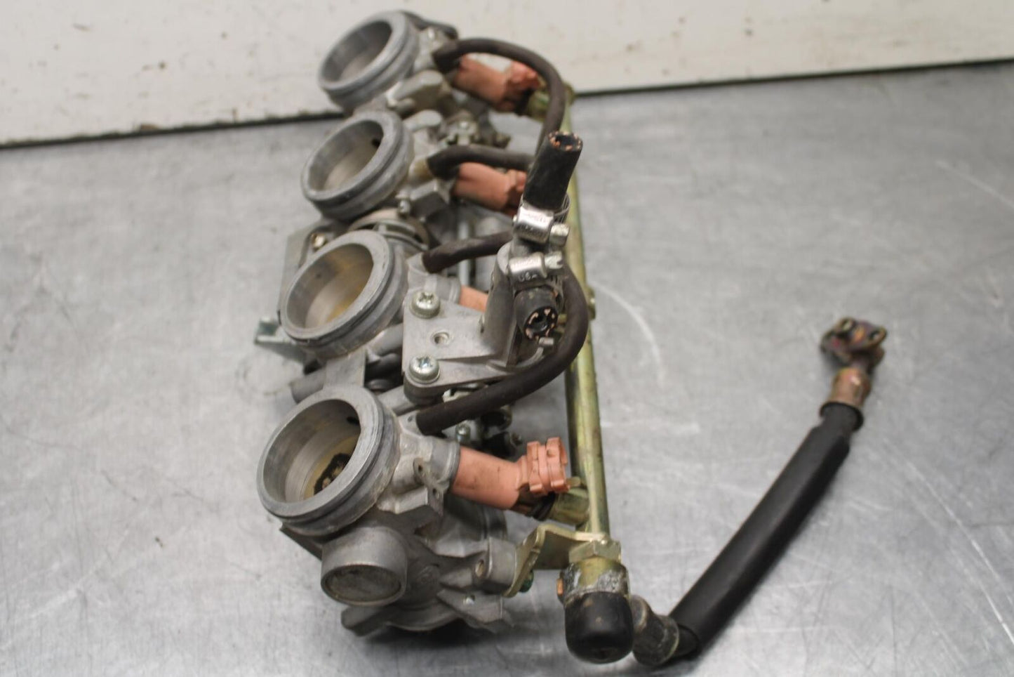 03-04 HONDA CBR600RR MAIN FUEL INJECTORS / THROTTLE BODIES 16400-MEE-672 BB637