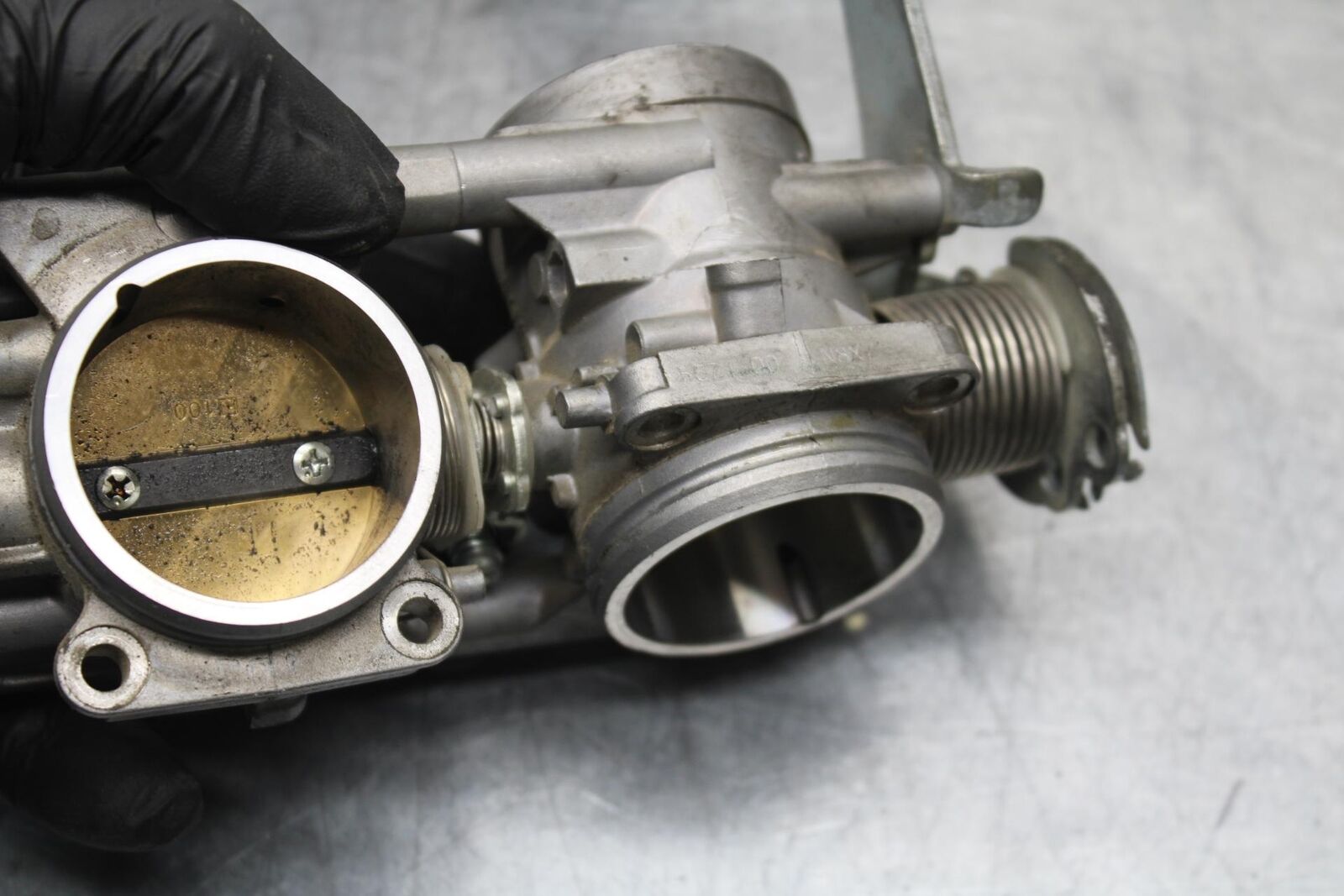 06-14 YAMAHA ROADLINER S XV1900S THROTTLE BODY BODIES BB619