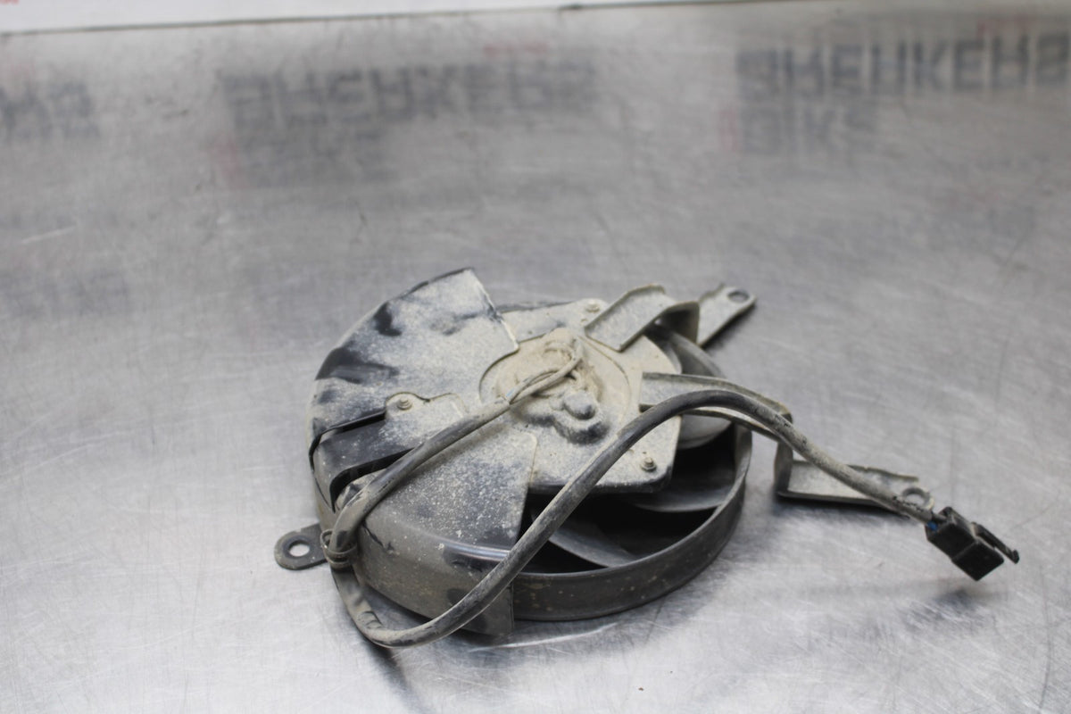 06 KAWASAKI Z750 ENGINE RADIATOR COOLING FAN BB837