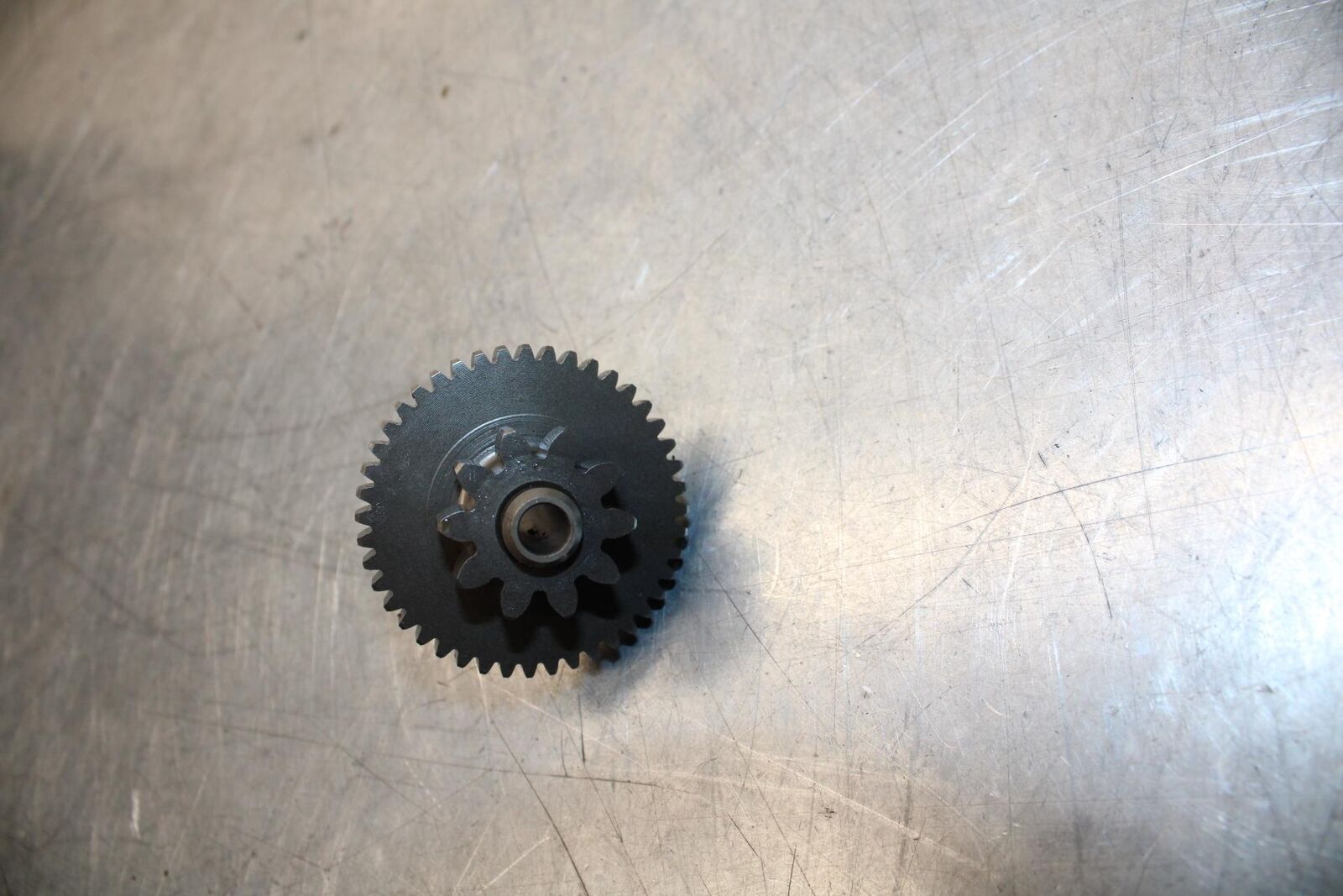2001 Yamaha YZF R6 ENGINE MOTOR IDLER IDLING GEAR 5SL-15512-00-00 BB68