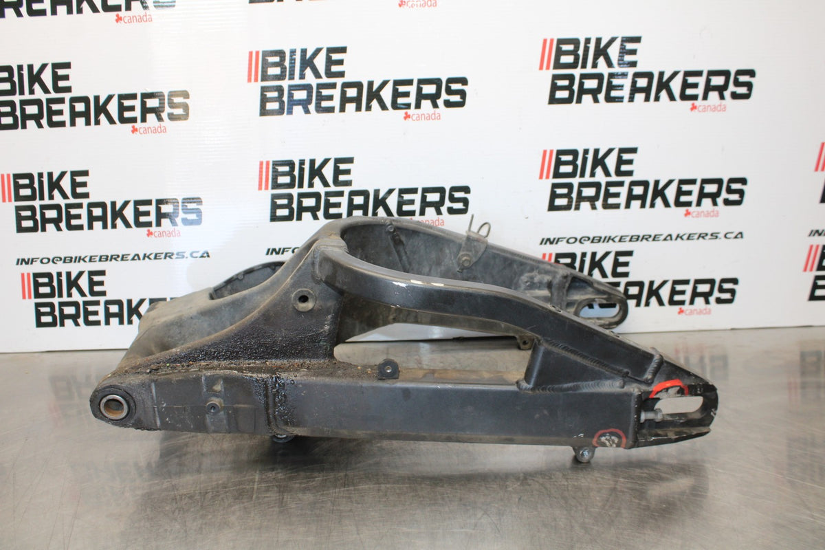 2007 Kawasaki Ninja ZX6R ZX600P REAR SWINGARM BACK SUSPENSION SWING ARM BB175
