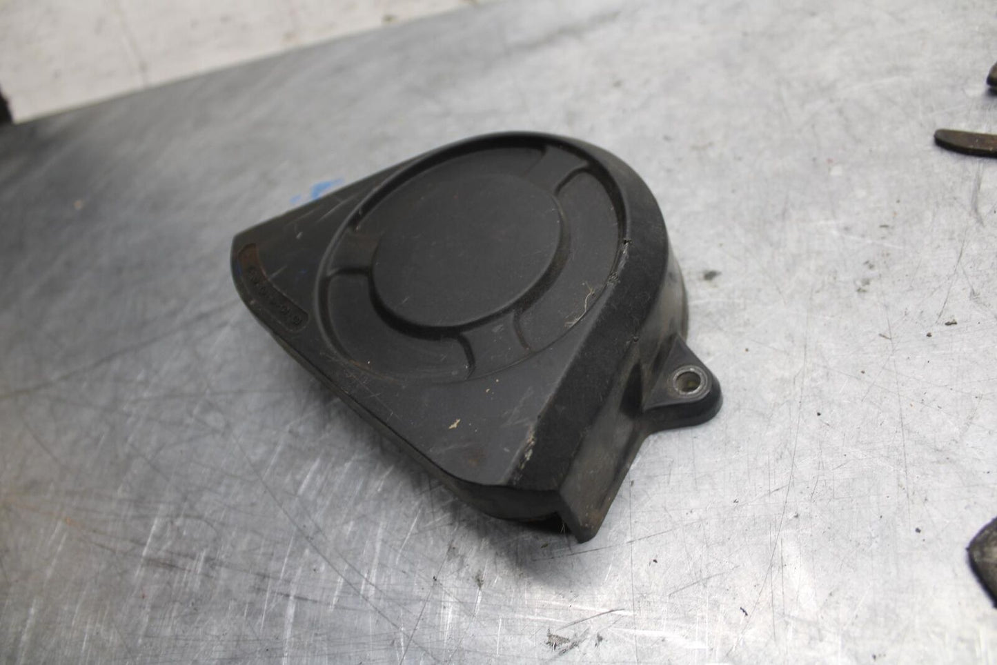 1992 Honda CBR600F2 ENGINE SPROCKET COVER 11350-MV9-670 BB40