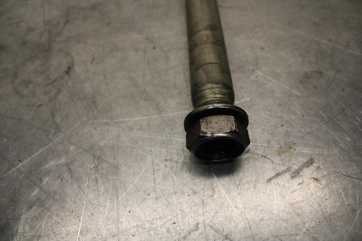 08-16 YAMAHA YZF R6 REAR AXLE  WHEEL RIM PIVOT BOLT AXEL 2C0-25381-10-00 BB465