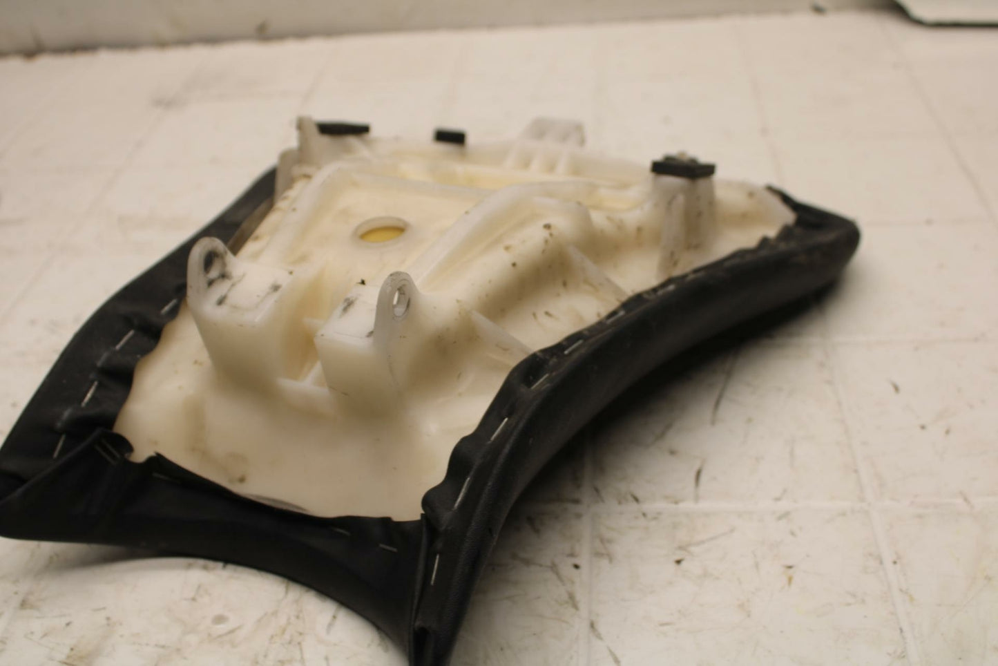 13-17 KAWASAKI NINJA ZX6R ZX636E FRONT DRIVERS SEAT PAD SADDLE PILLION BB409