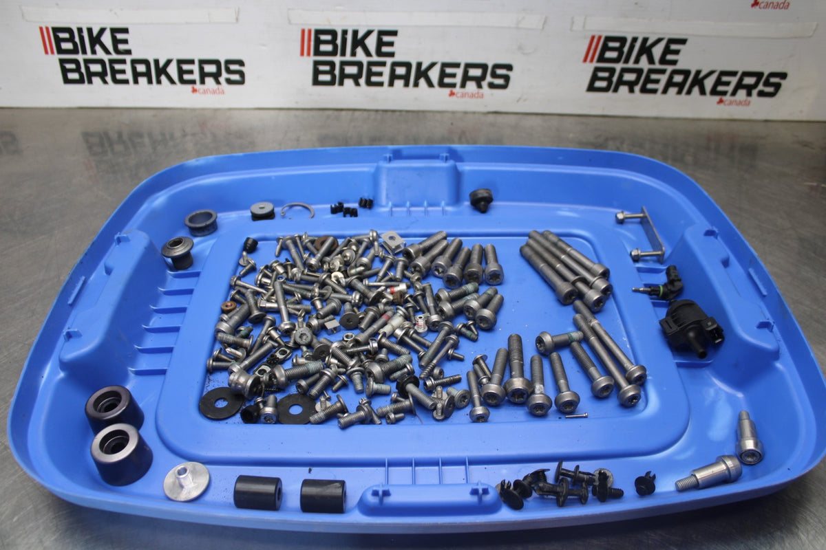 20-23 BMW F900R MOUNTING BOLTS HARDWARE SCREWS BB923