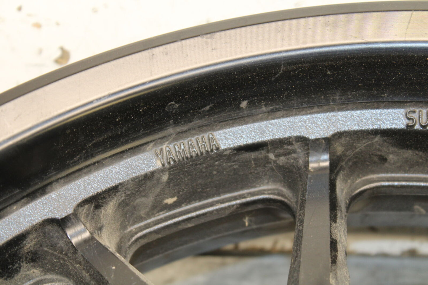 17-24 YAMAHA BOLT XVS950 REAR WHEEL BACK RIM BB729