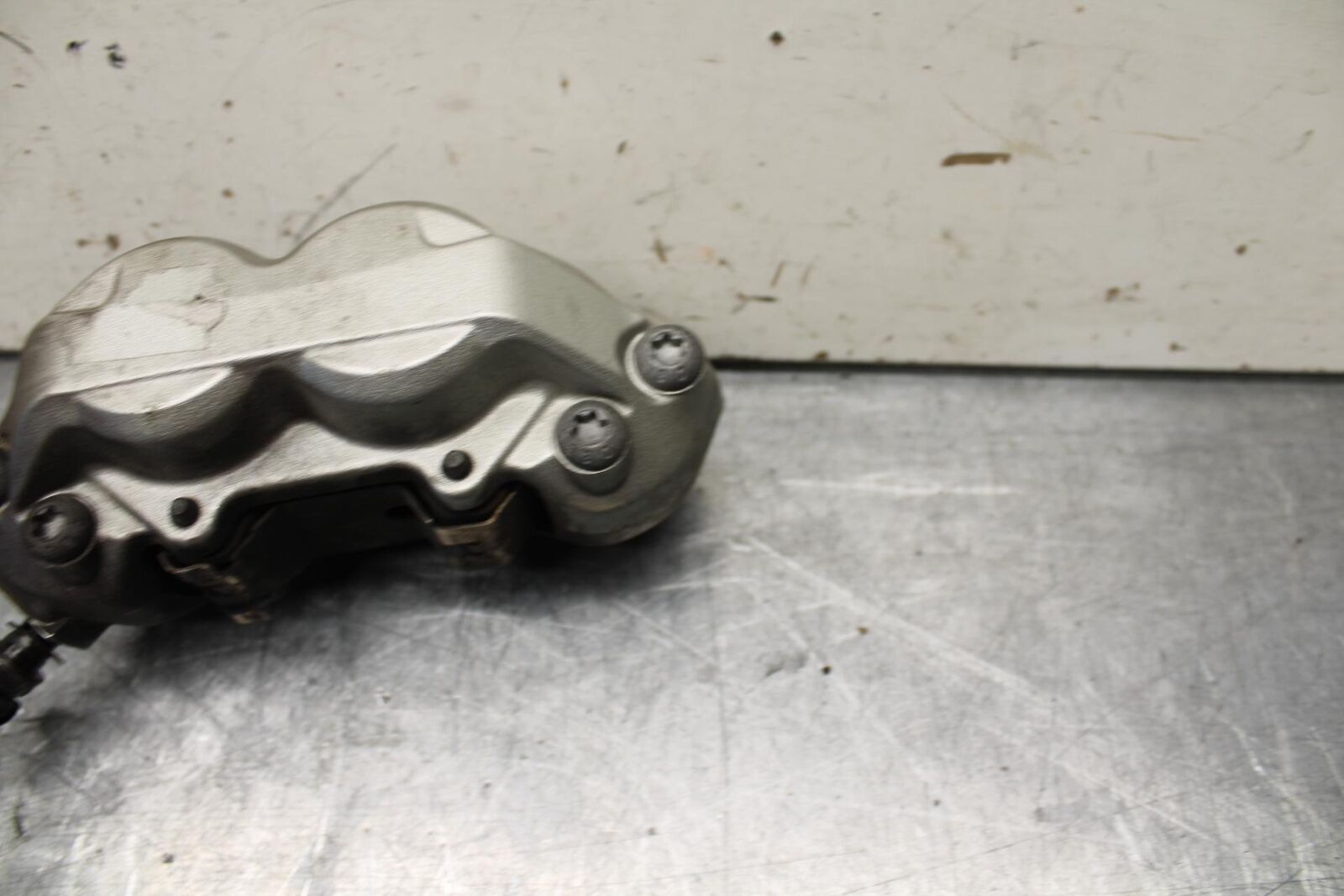 16-18 KTM 690 DUKE  FRONT BRAKE CALIPER BB631
