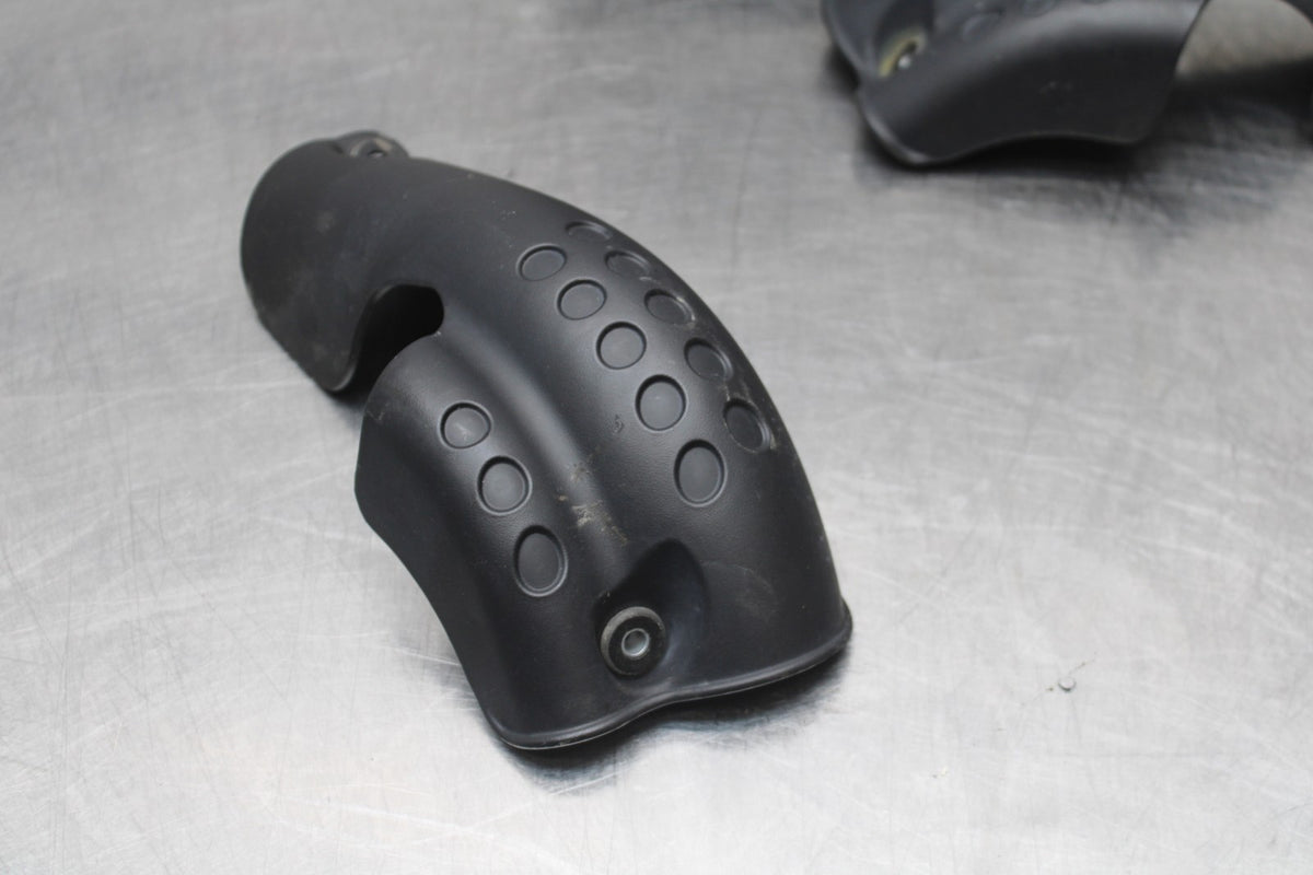 19 MOTO GUZZI V7 III SIDE COVERS COWLS PANELS TRIM SET  BB831