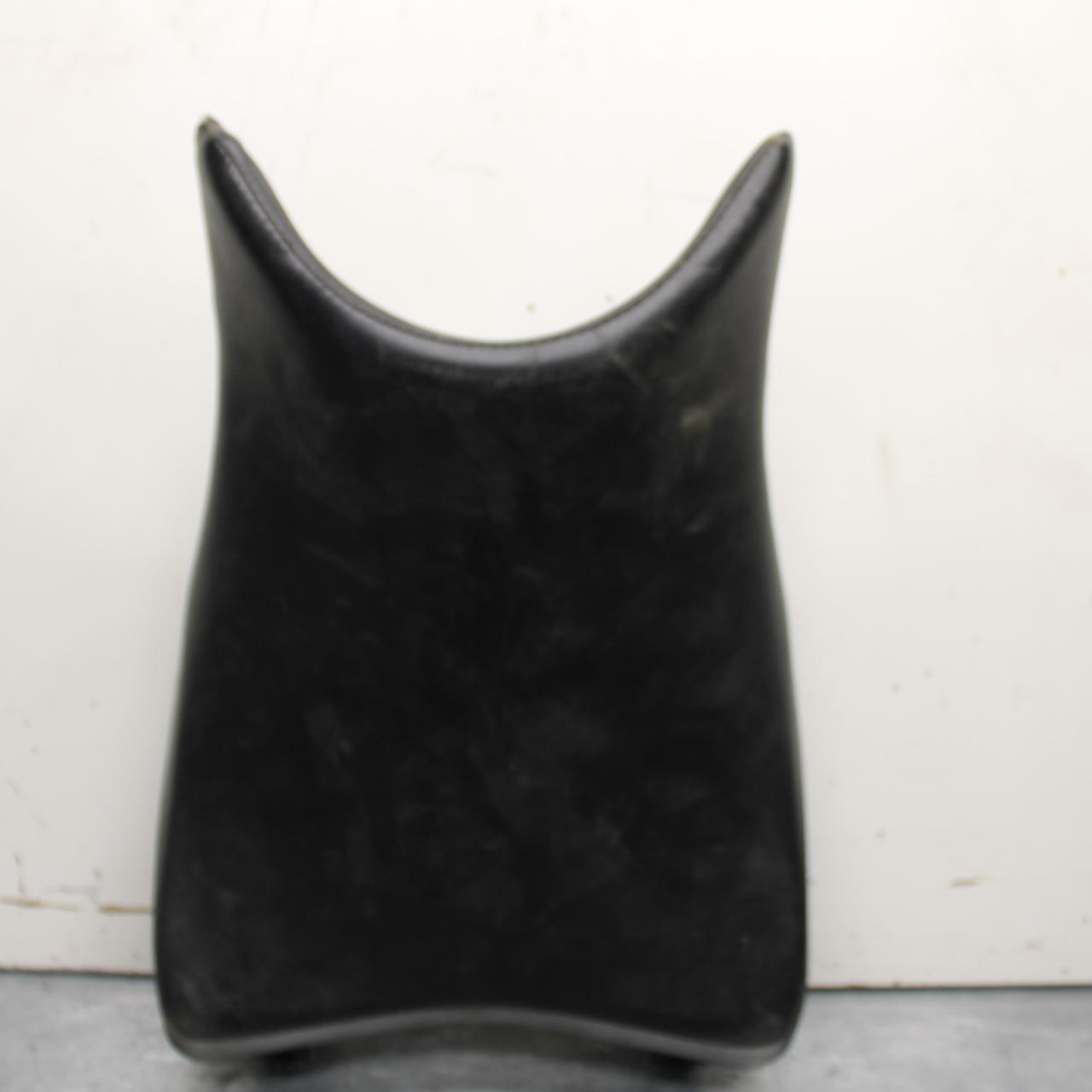 11-19 HONDA CBR125R FRONT DRIVERS SEAT PAD SADDLE BB102