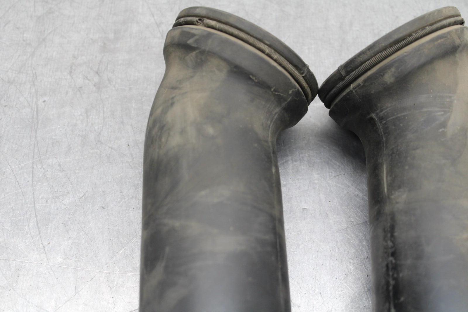 00-02 KAWASAKI NINJA ZX6R RIGHT LEFT AIR INTAKE DUCTS BB750