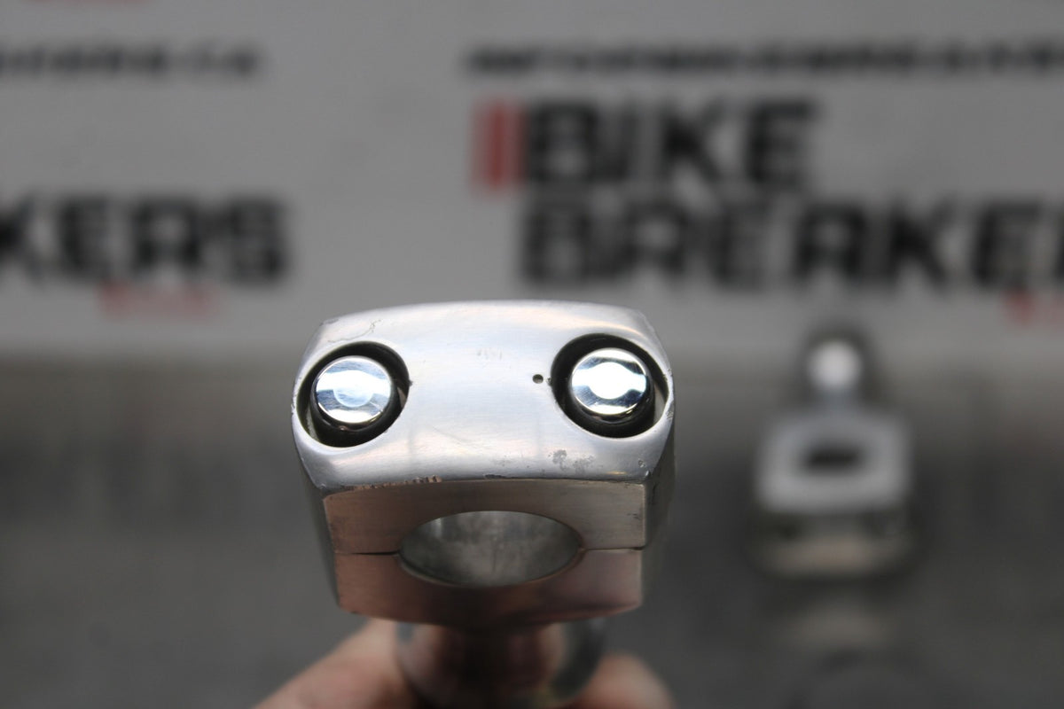 07 HONDA VTX1300R HANDLEBAR RISERS BB825