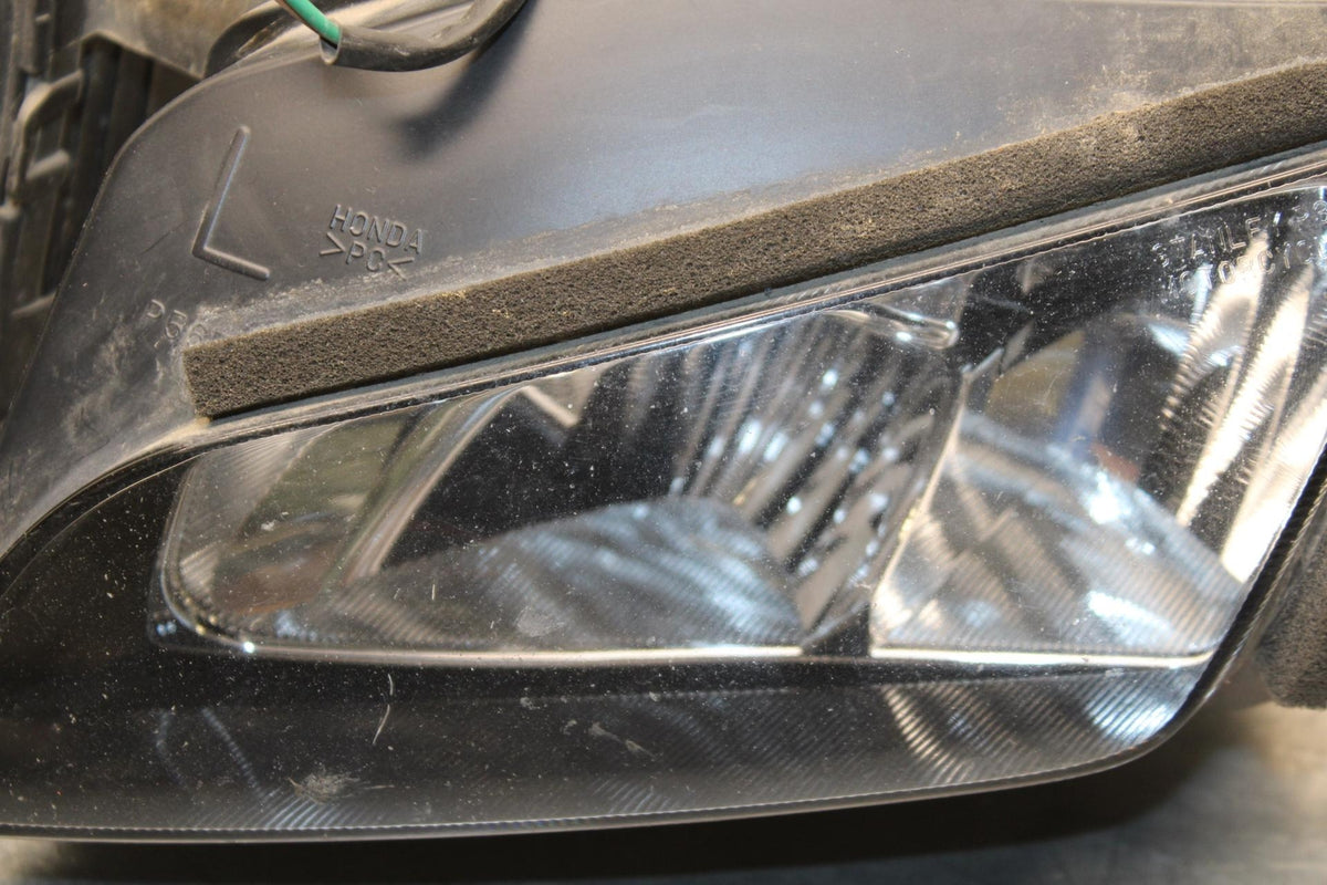 2005 Honda CBR600RR FRONT HEADLIGHT HEAD LIGHT LAMP 33100-MEE-A01 BB564