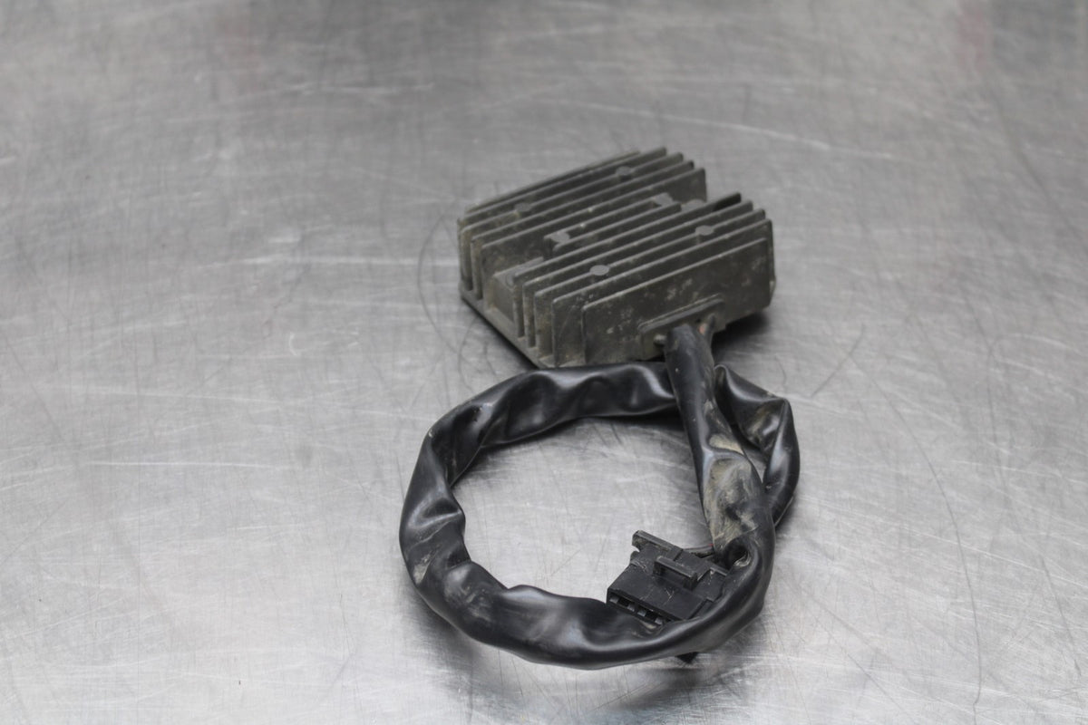 08 HONDA CBR125R RECTIFIER VOLTAGE REGULATOR BB839