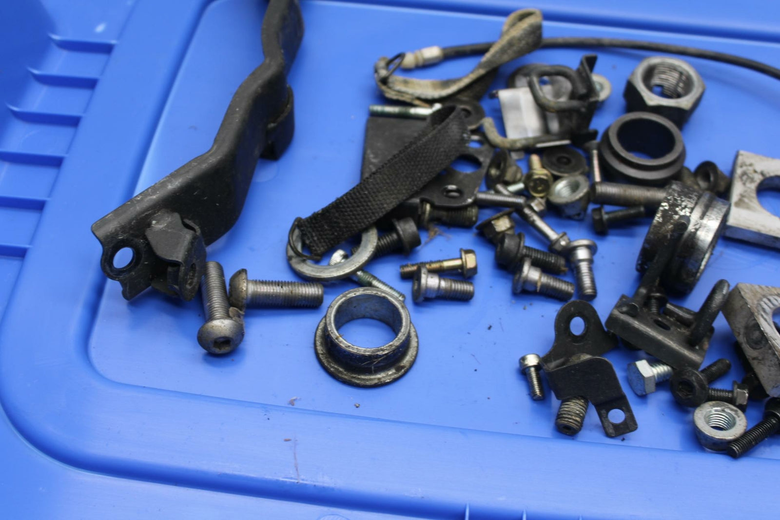 01 KAWASAKI NINJA ZX6R  HARDWARE BB25