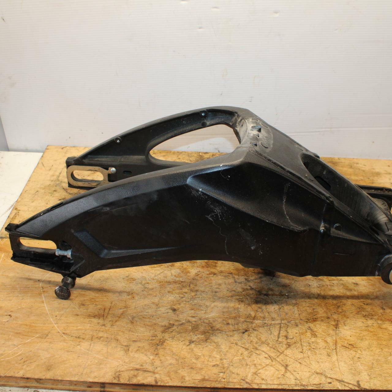 11-21 SUZUKI GSXR600 REAR SWINGARM BACK SUSPENSION SWING ARM BB346
