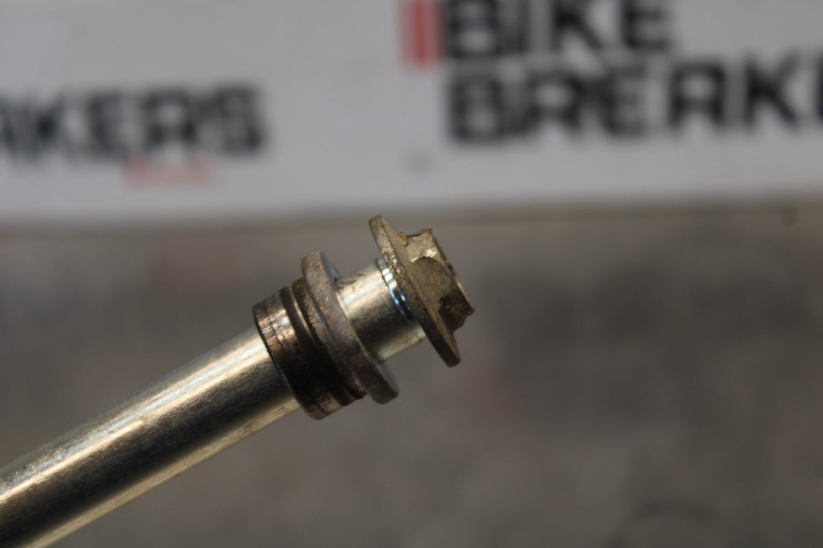 24-25 KAWASAKI NINJA 500 ABS FRONT WHEEL RIM AXLE PIVOT BOLT BB899