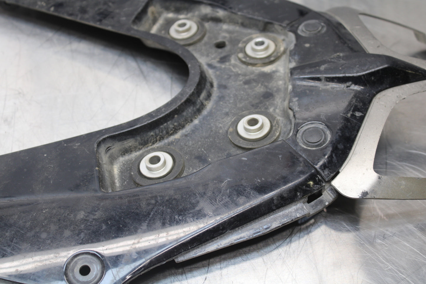 11 SUZUKI GSXR1000 REAR BACK TAIL UNDERTAIL FAIRING COWL FENDER BB142