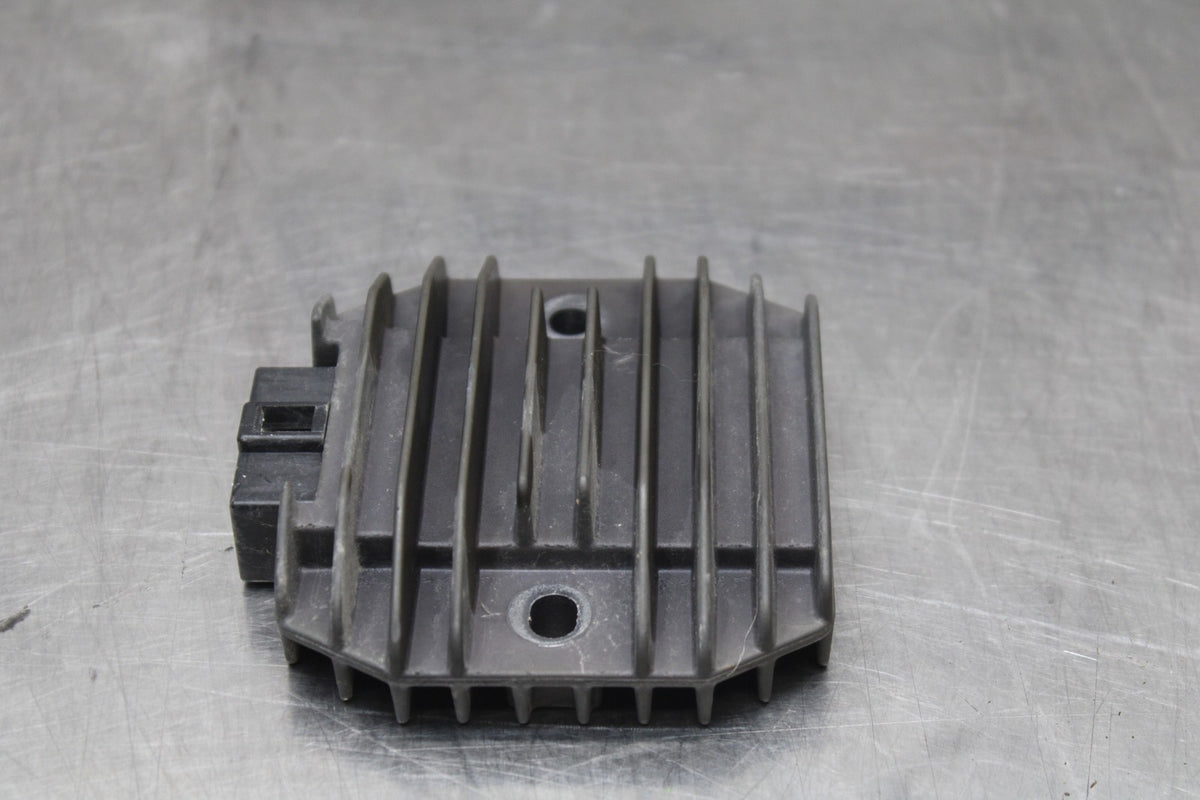 09 KAWASAKI NINJA 250R RECTIFIER VOLTAGE REGULATOR BB824