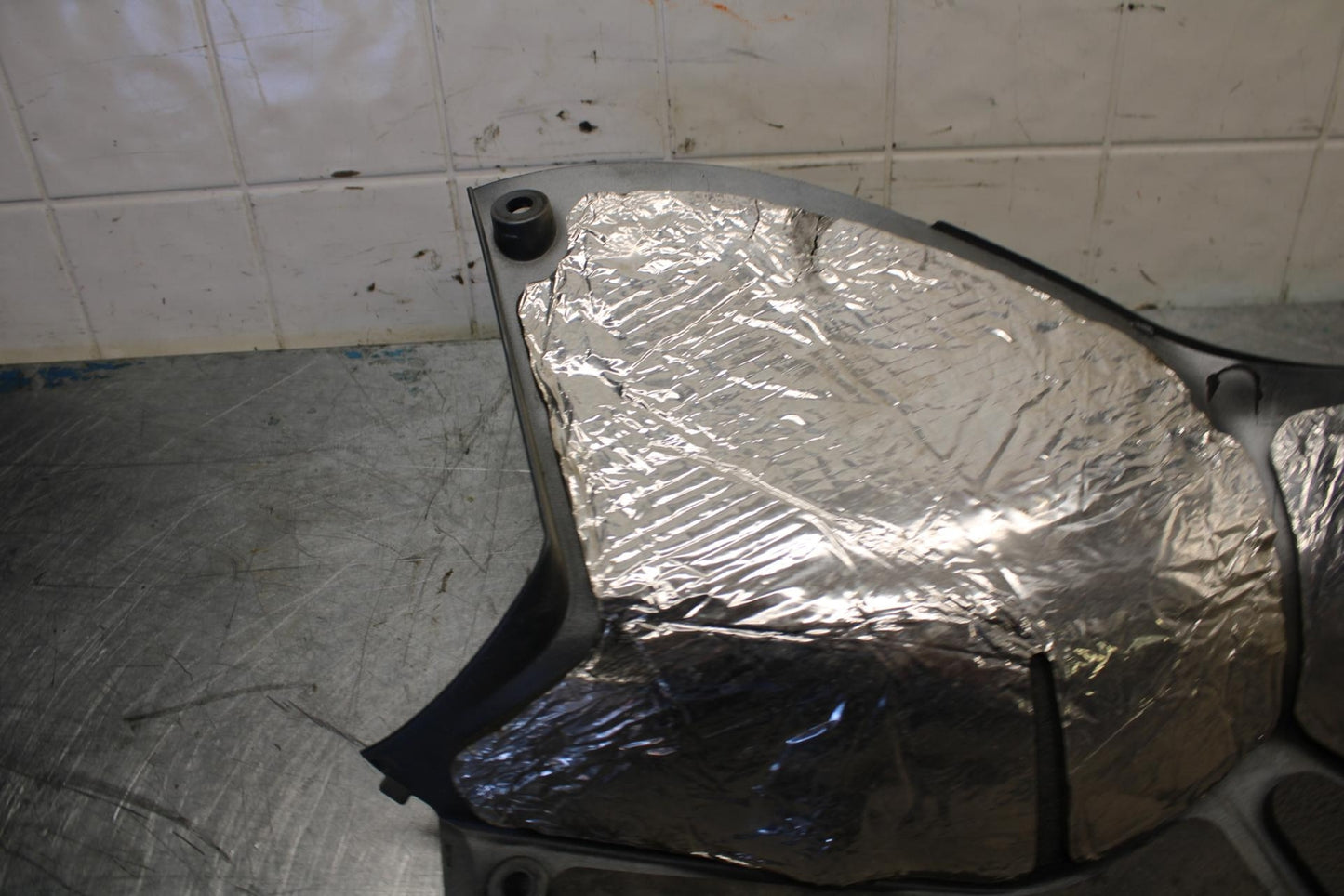 07-08 KAWASAKI CONCOURS 1400 ABS LEFT MID UPPER SIDE FAIRING COWL PLASTIC BB449