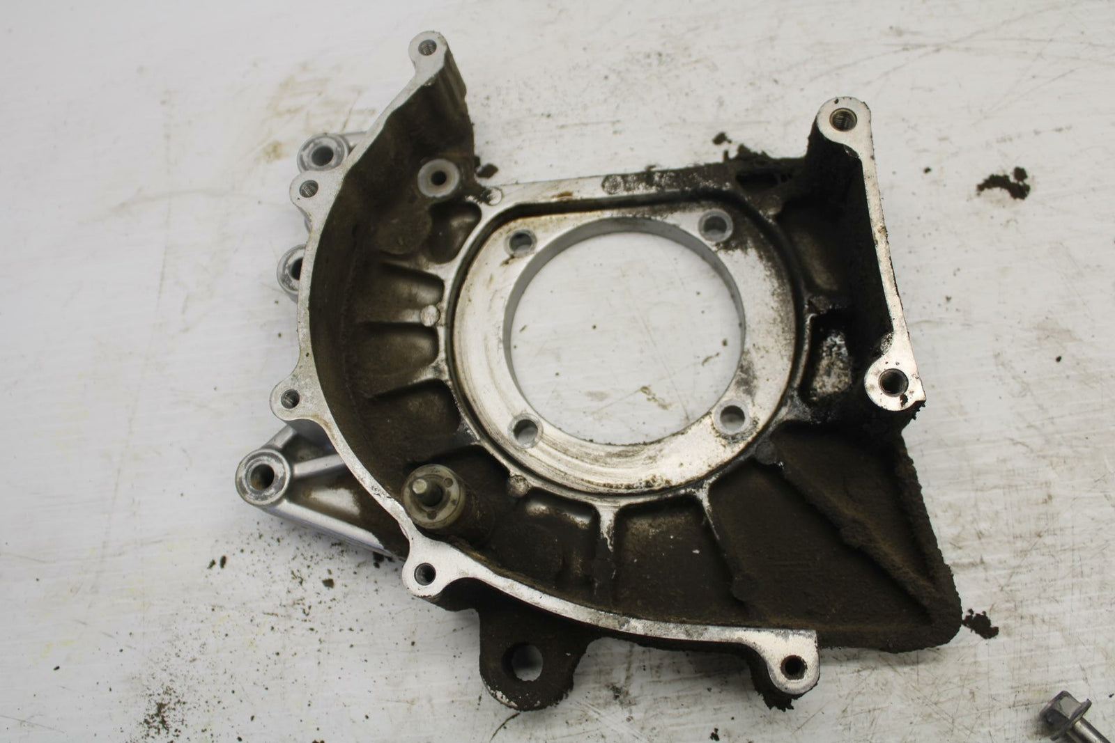 03-04 YAMAHA ROAD STAR 1600 ENGINE SPROCKET COVER BB279