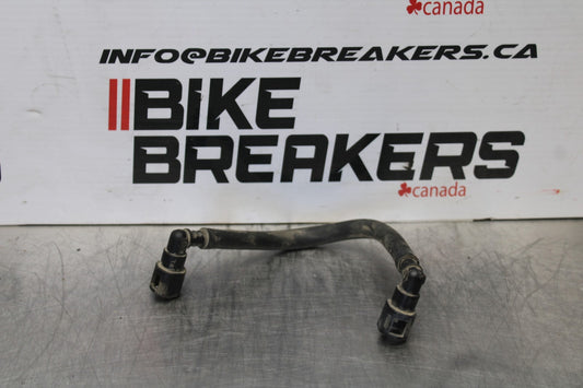 05-06 SUZUKI GSXR1000 FUEL HOSE GAS LINE TUBE PIPE BB773