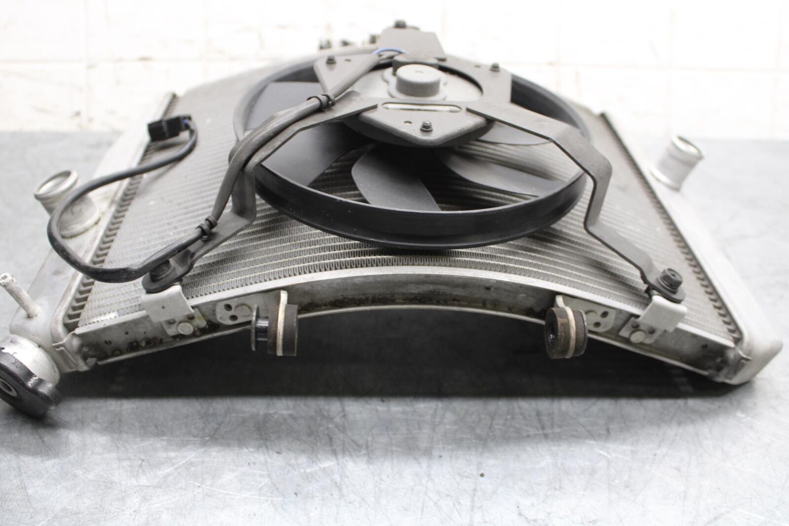 2009 Kawasaki Ninja ZX6R ZX600R ENGINE RADIATOR MOTOR COOLER  RADIATER BB548