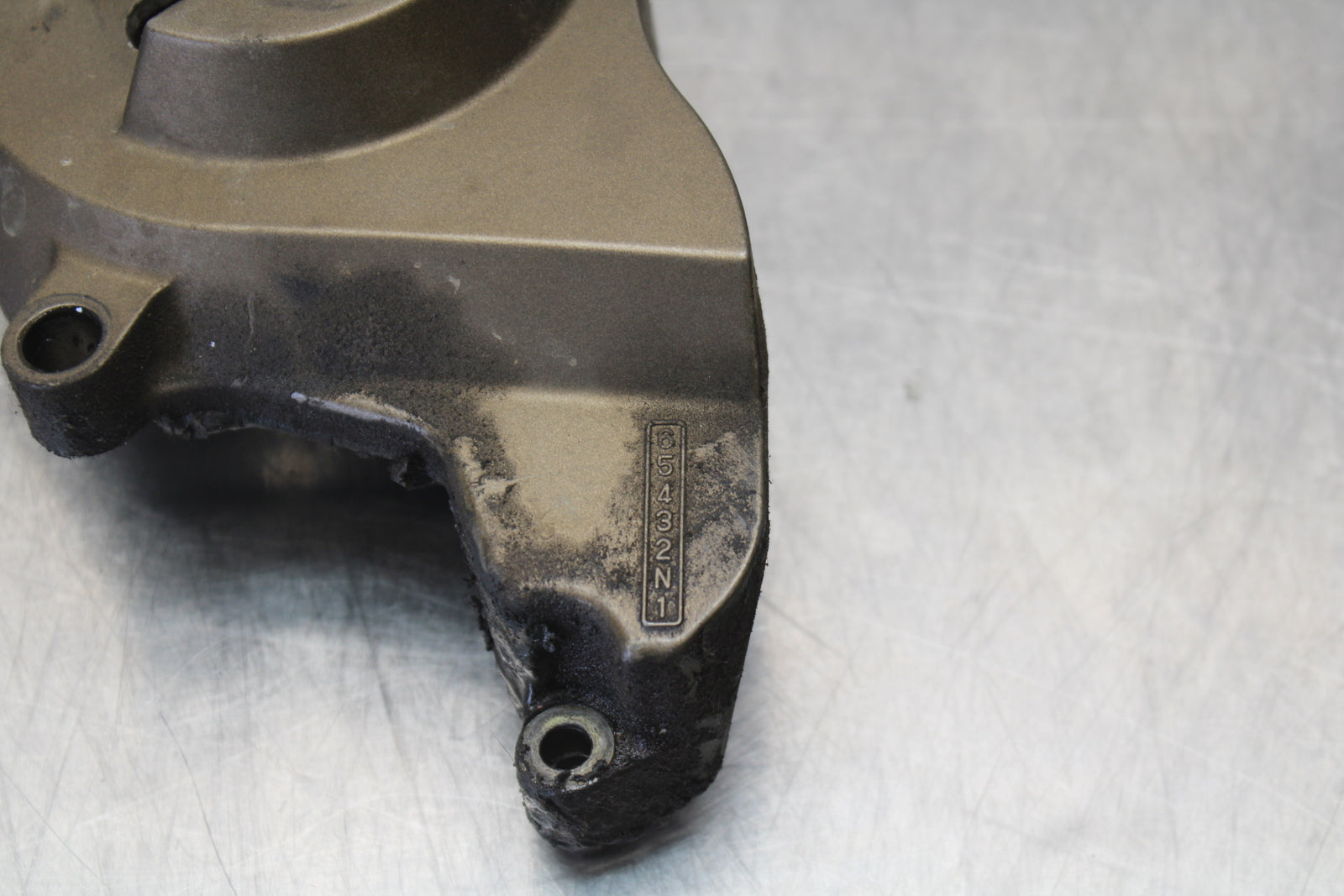 04-05 KAWASAKI NINJA ZX10R ENGINE SPROCKET COVER BB163