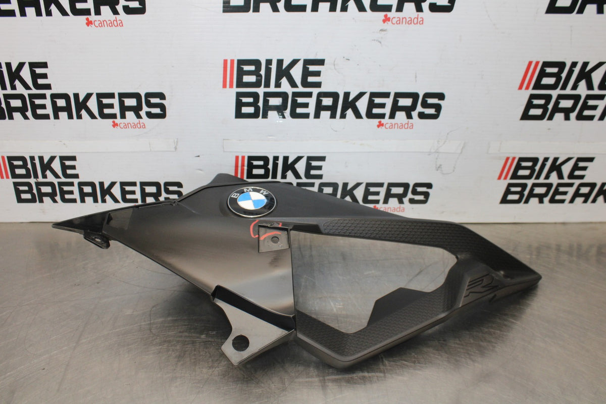 17-20 BMW S1000R LEFT MID UPPER SIDE FAIRING COWL PLASTIC BB909