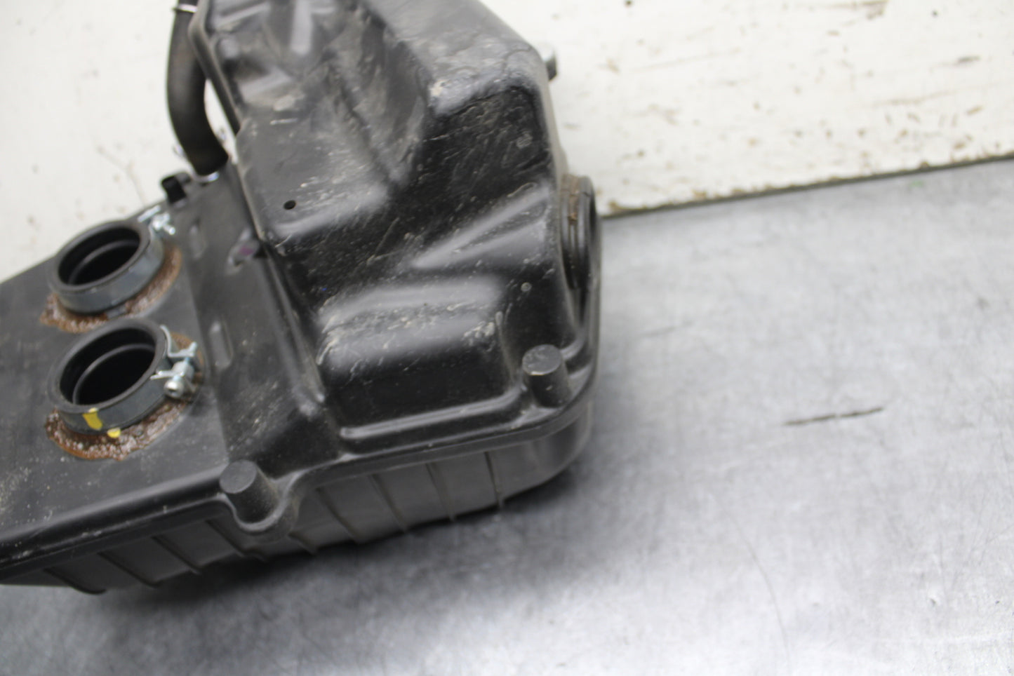 24 KAWASAKI NINJA 500 ABS AIRBOX AIR INTAKE FILTER BOX BB744