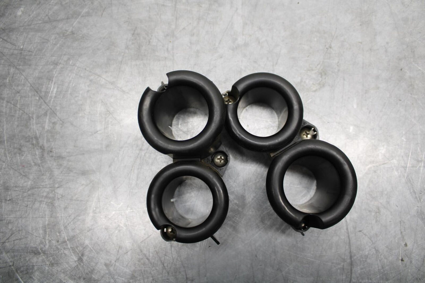 05-06 HONDA CBR600RR  INTAKE VELOCITY STACKS 17225-MEE-000 17226-MEE-000 BB479