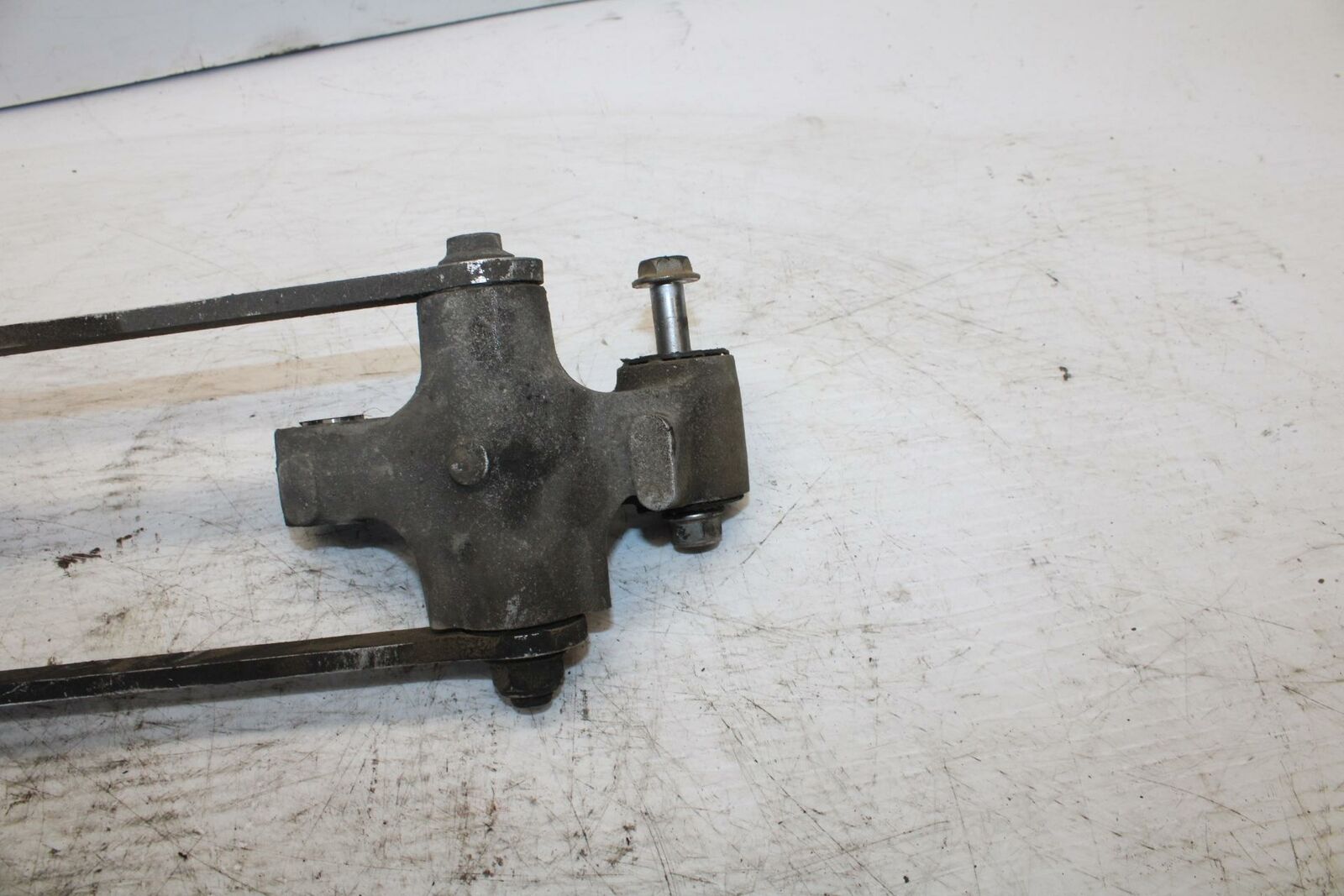 07-08 KAWASAKI NINJA ZX6R REAR DOGBONE SHOCK LINKAGE LINK BB274